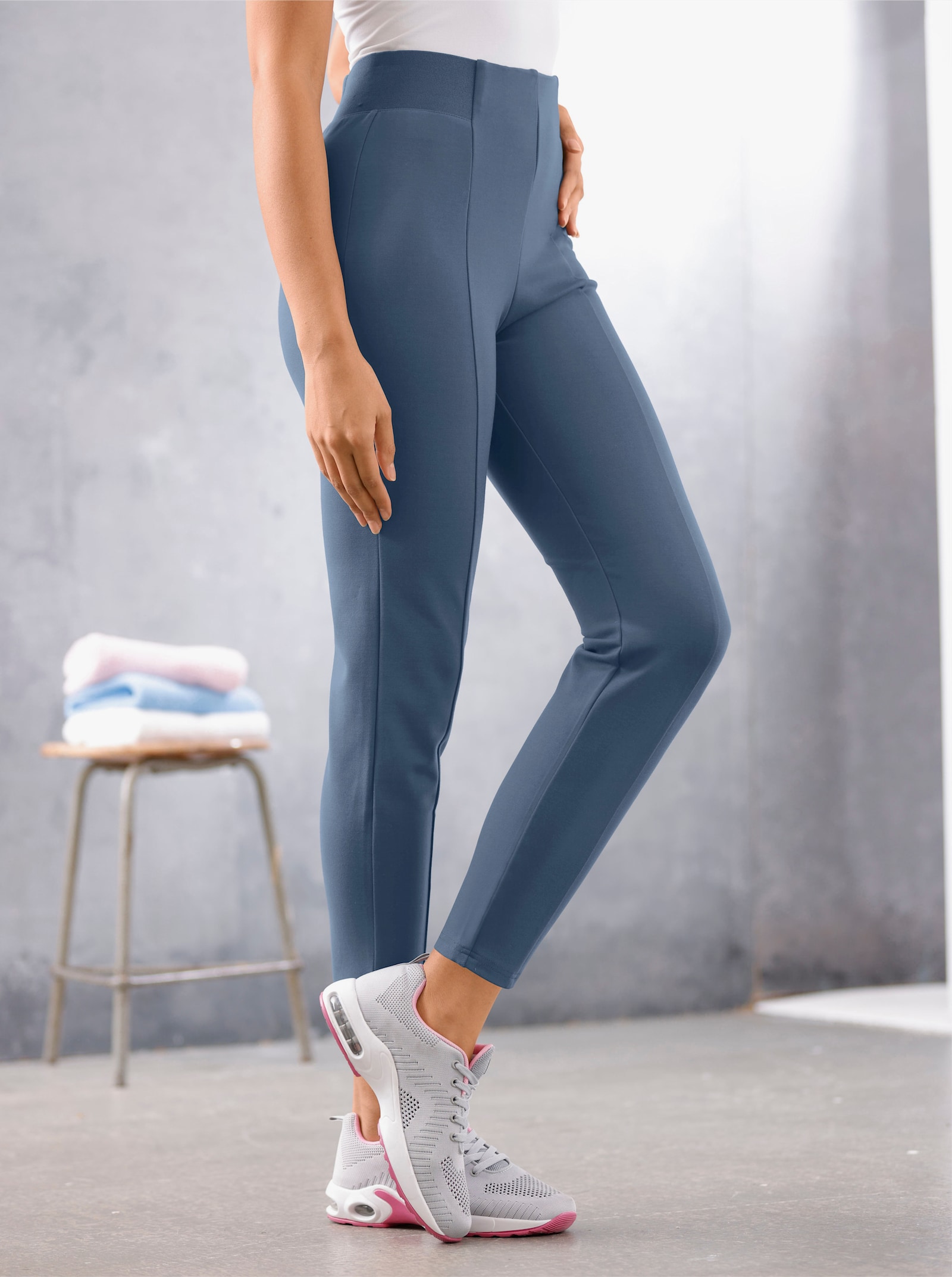 Catamaran Sports Funktionshose mit formendem Bund - dunkelblau