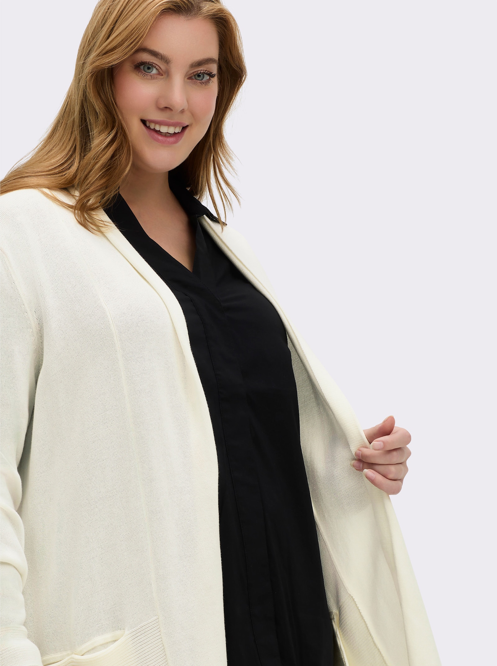 Longstrickjacke mit Schalkragen - wollweiß