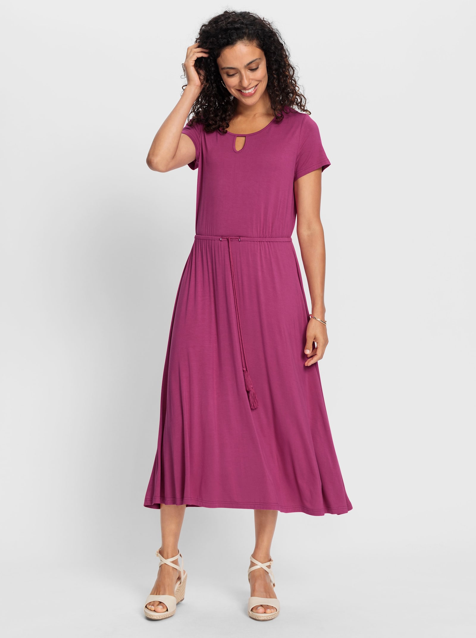 Jerseykleid in schwingender Form - erika