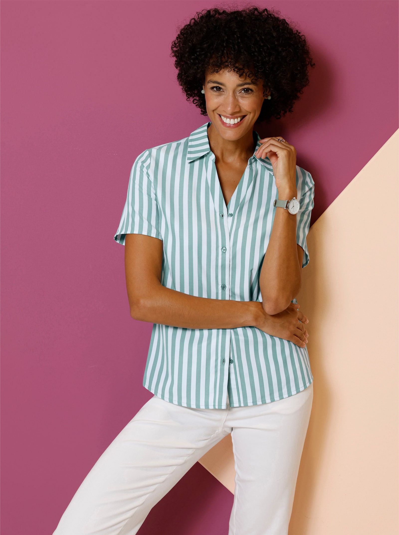 Kurzarm-Bluse mit Längsstreifen - kalkmint-gestreift