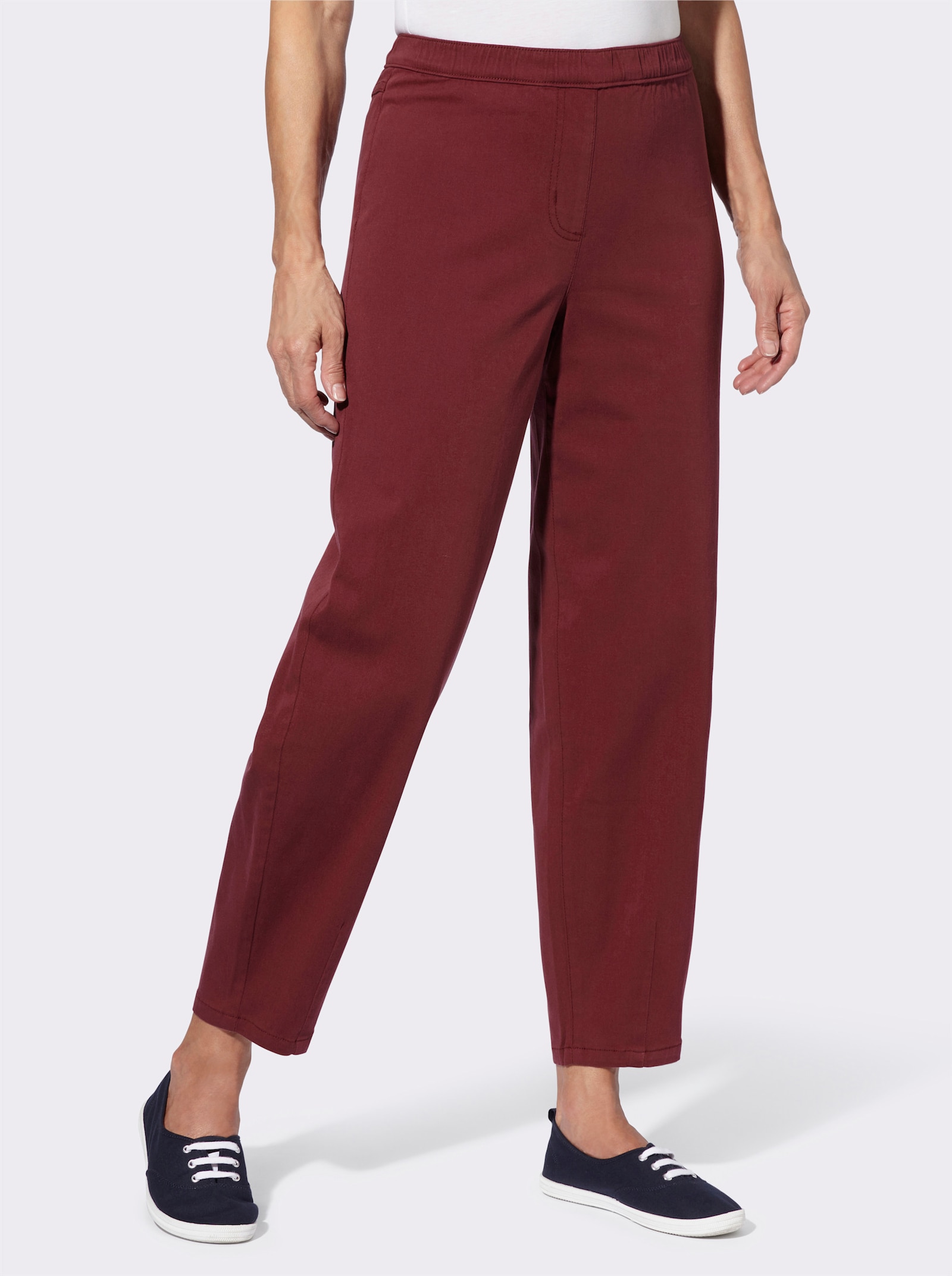 Jeans mit o-förmigen Hosenbeinen - bordeaux