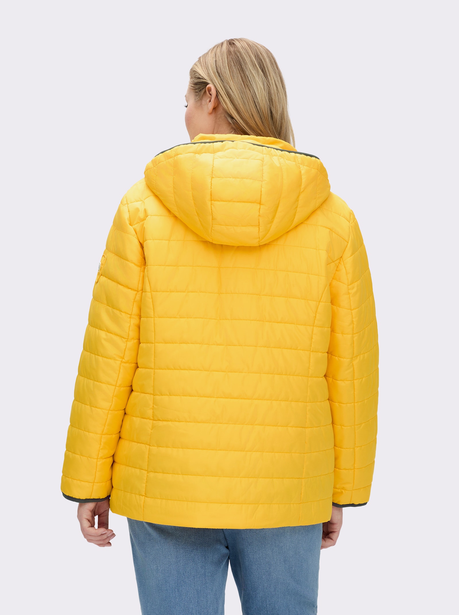 Steppjacke mit kontrastfarbenen Akzenten - gelb