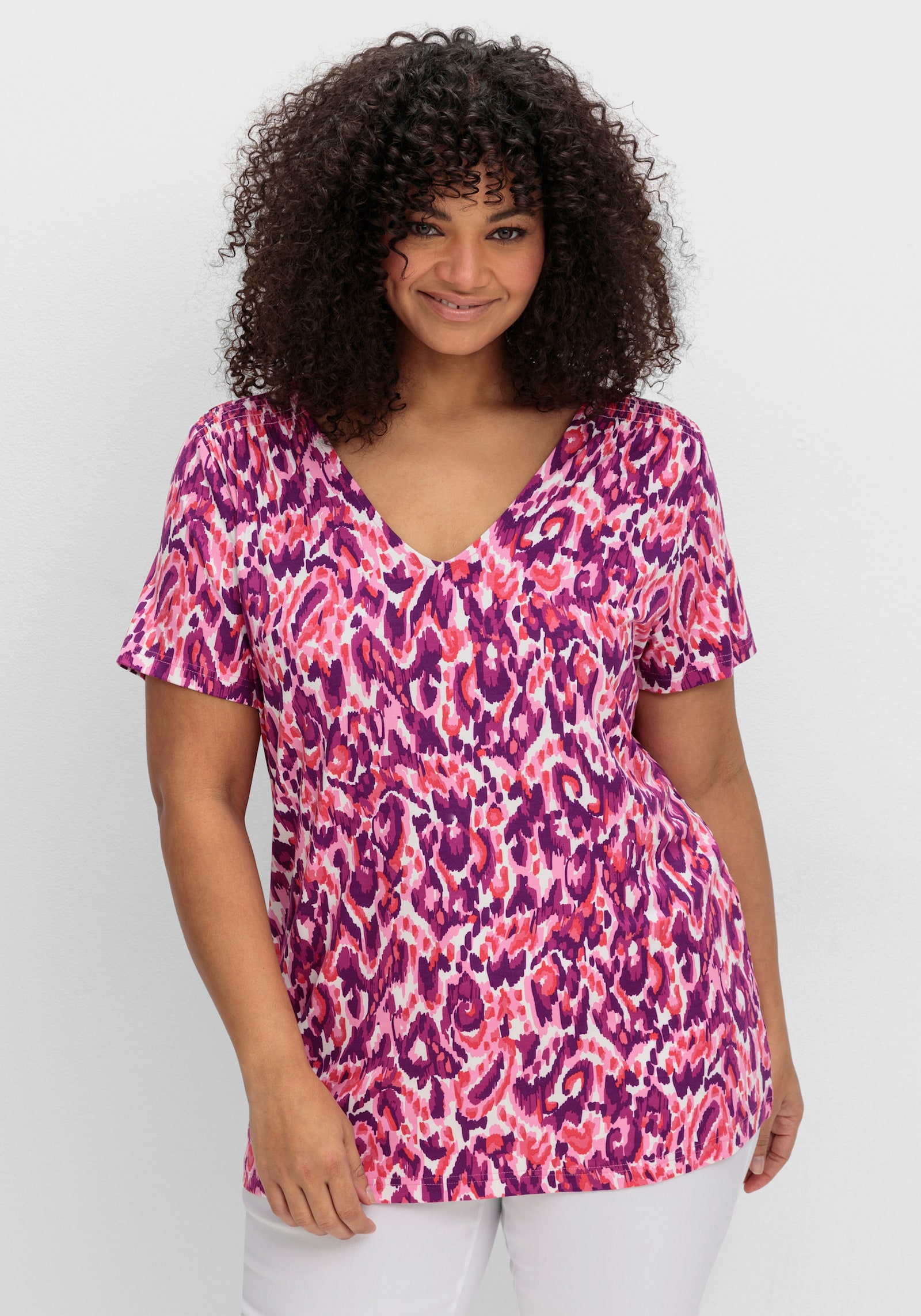 sheego by Joe Browns V-Shirt mit abstraktem Print - pink-gemustert