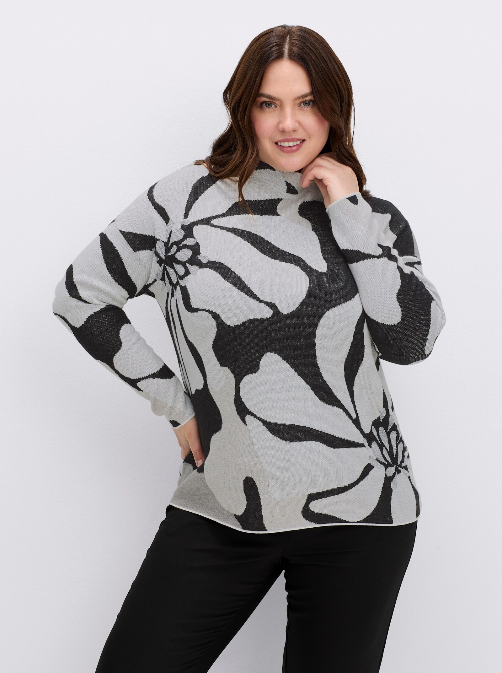 Jacquard-Pullover mit Glitzergarn, floral - schwarz-ecru-gemustert
