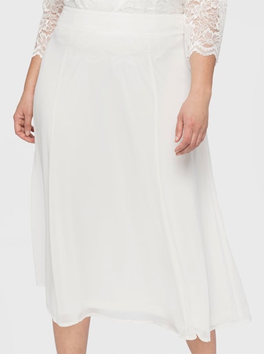 sheego Chiffonrock in leichter A-Linie - offwhite