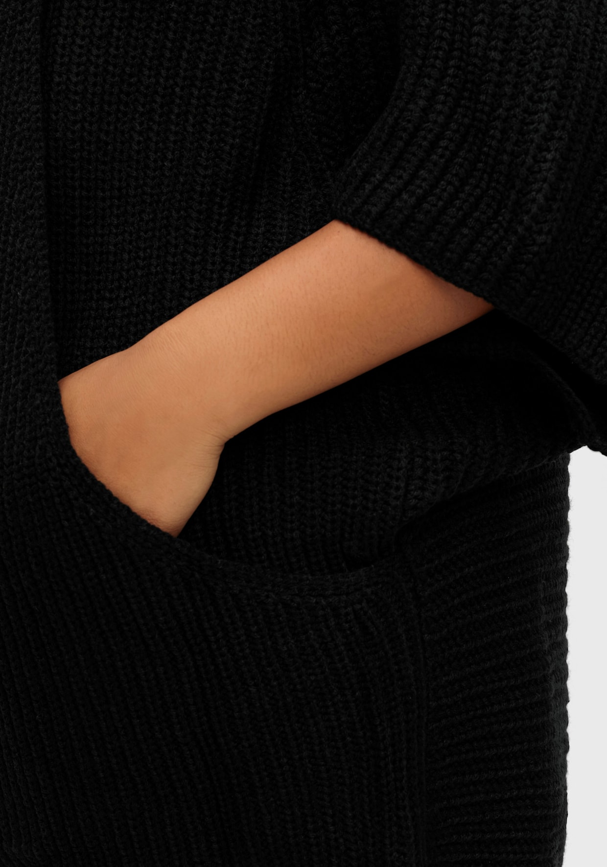 Strickjacke in Oversize-Form - schwarz