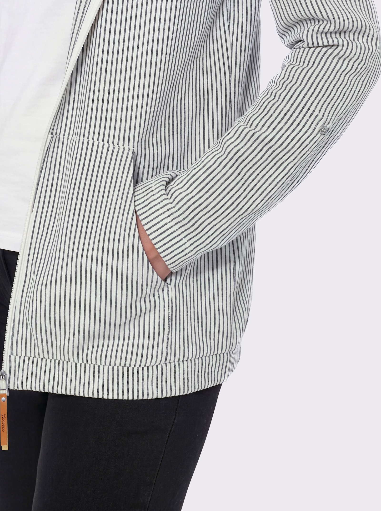 Sweatjacke mit Känguru-Tasche - dunkelblau-ecru-gestreift