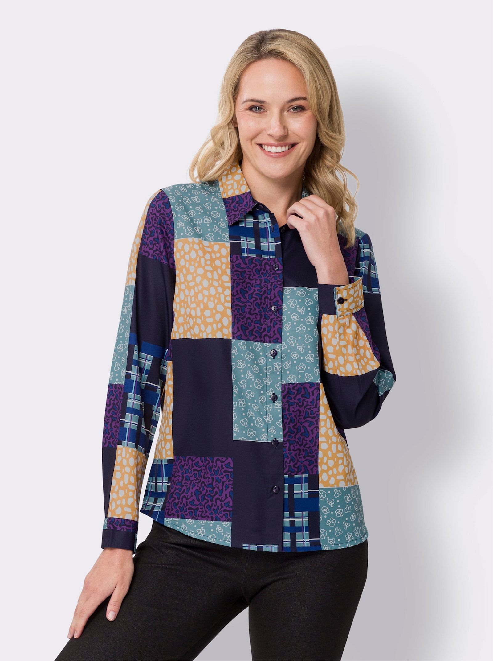 Skjorta i patchworkmönster - kungsblå-ockra, med tryck