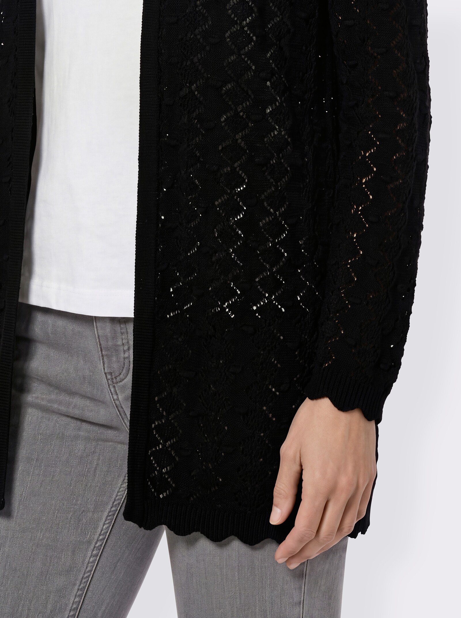 Longstrickjacke mit glattem Rückenteil - schwarz
