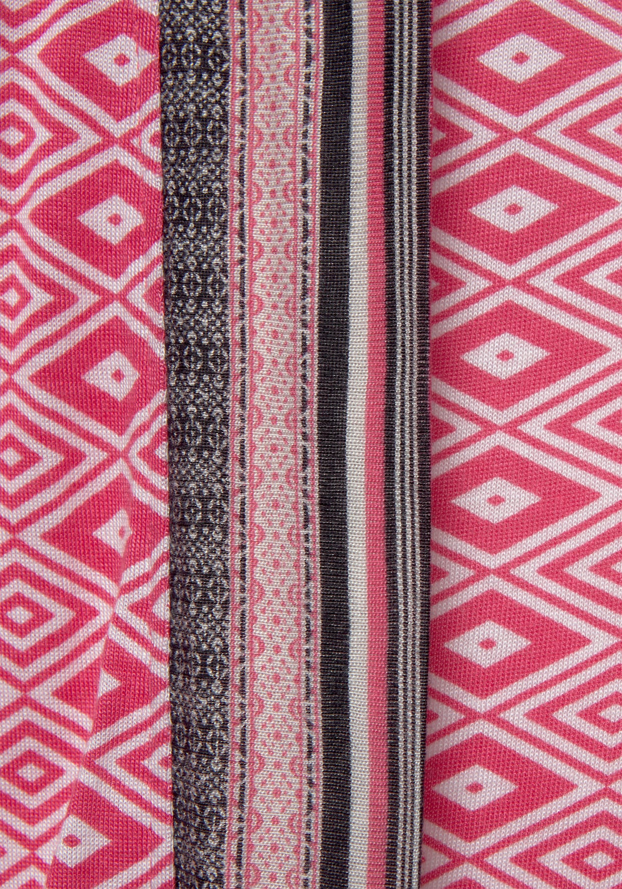 Vivance Dreams Kimono - fuchsia à motifs