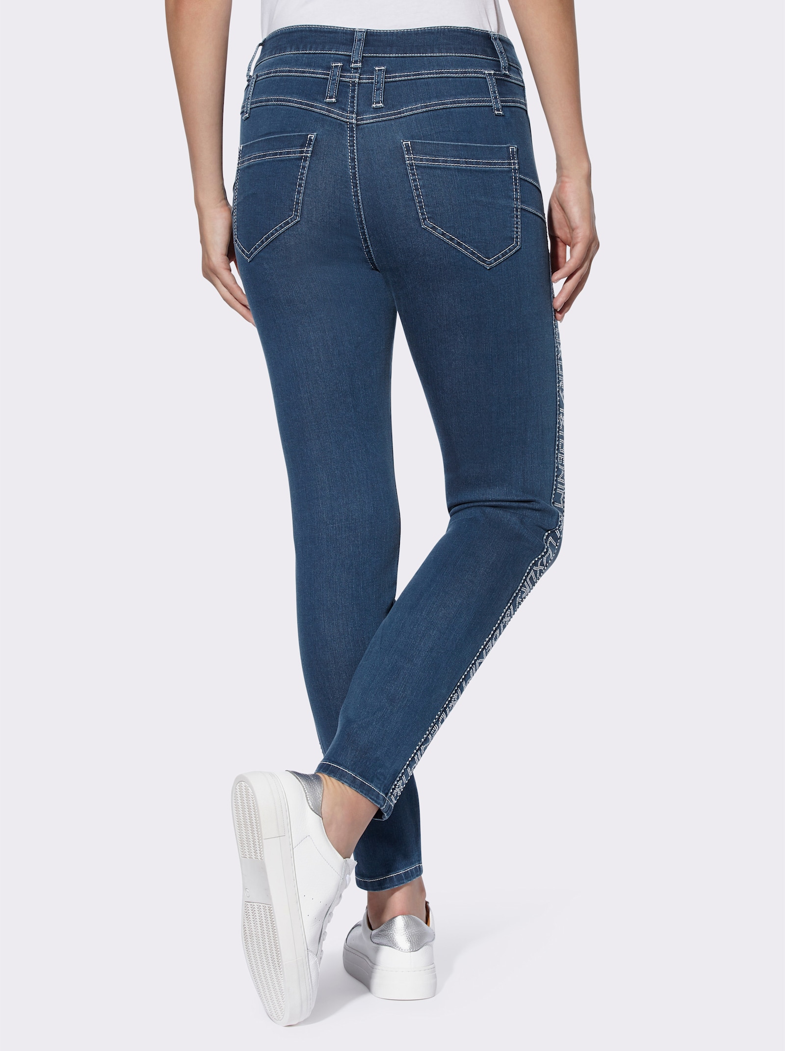 heine Push-up-Jeans mit Schriftzug seitlich - blue-stone-washed