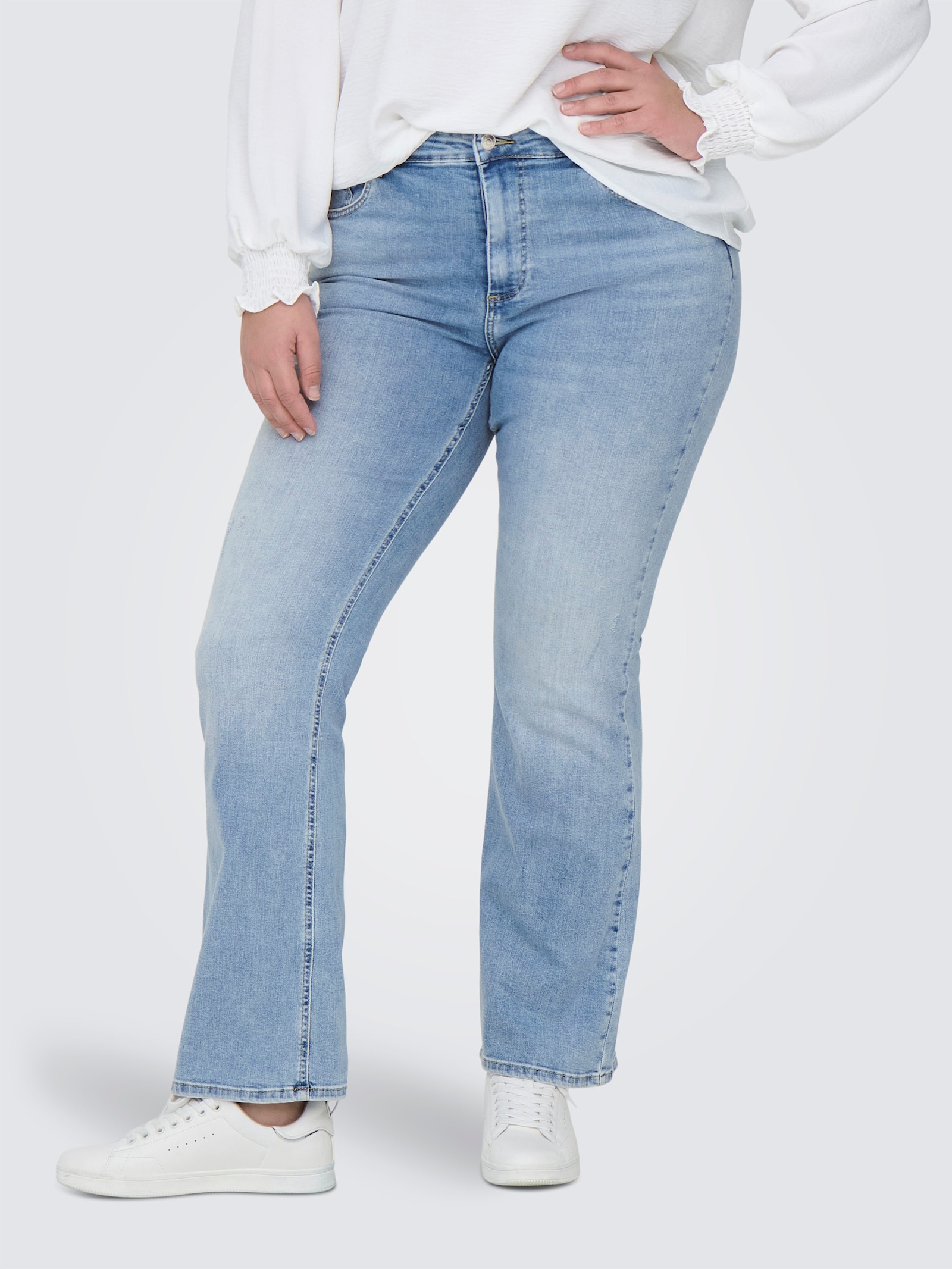 ONLY CARMAKOMA Bootcut-Jeans - light blue denim
