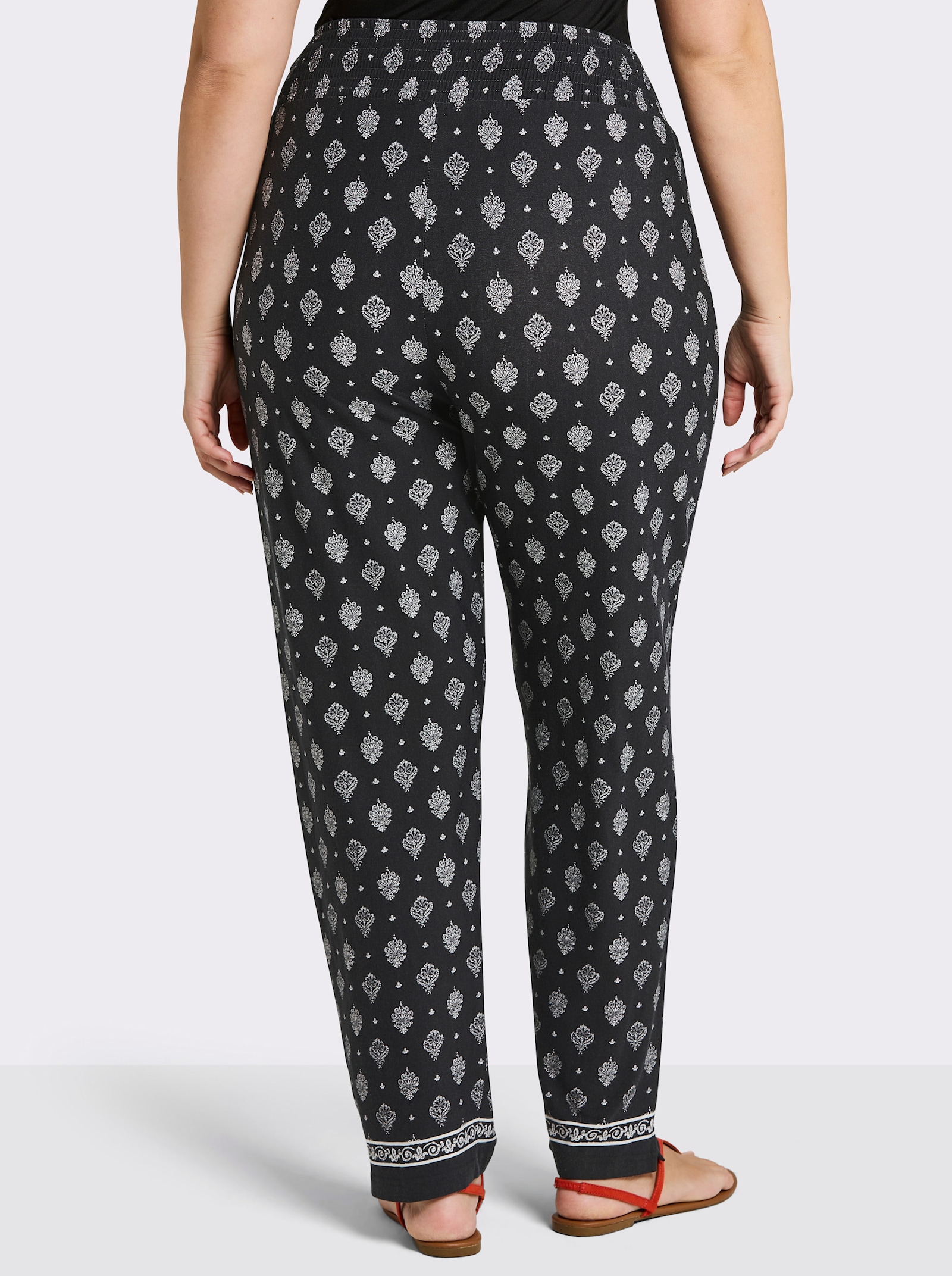 sheego Comfortbroek met ornamentprint - zwart/ecru geprint
