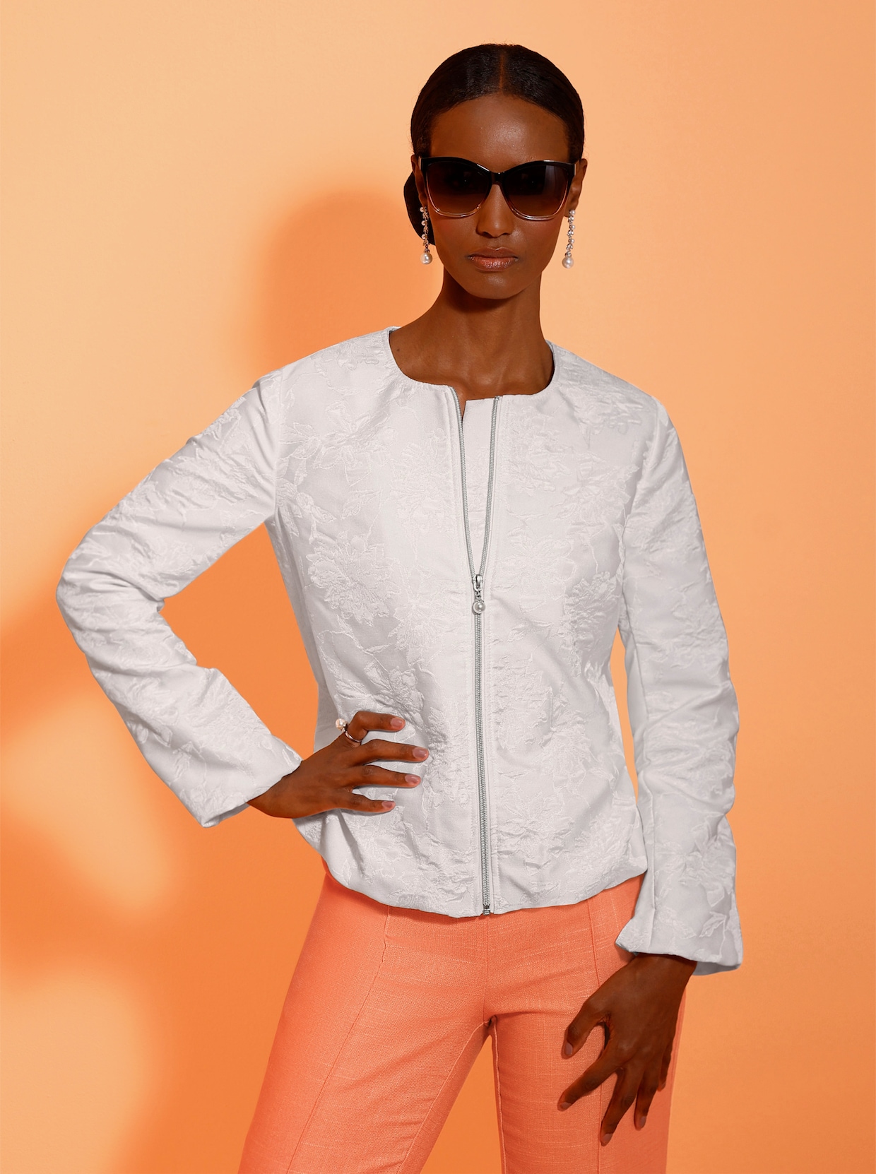 Blusenjacke mit Blütenjacquard-Muster - ecru