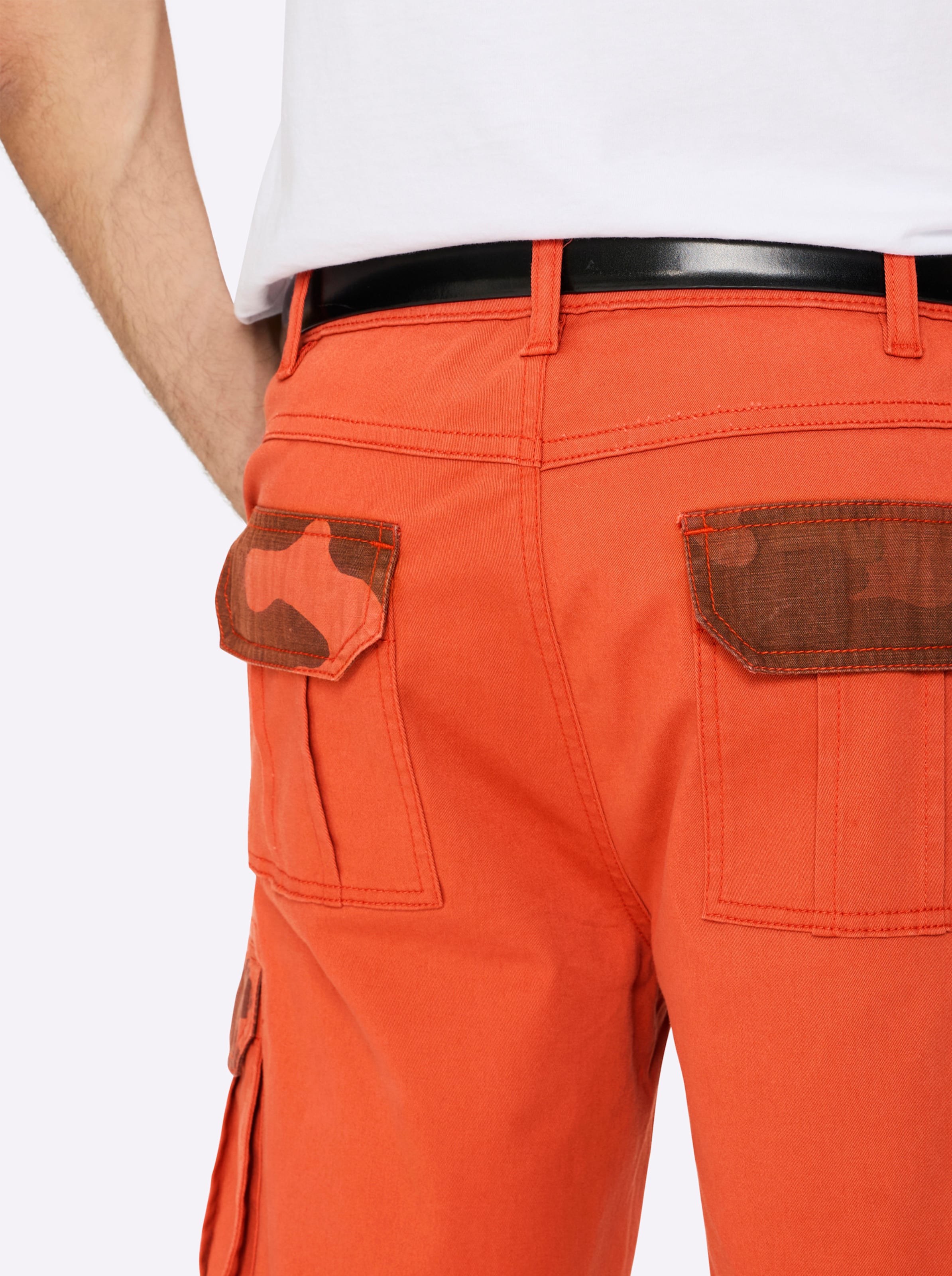 Thumbnail - Bermudas