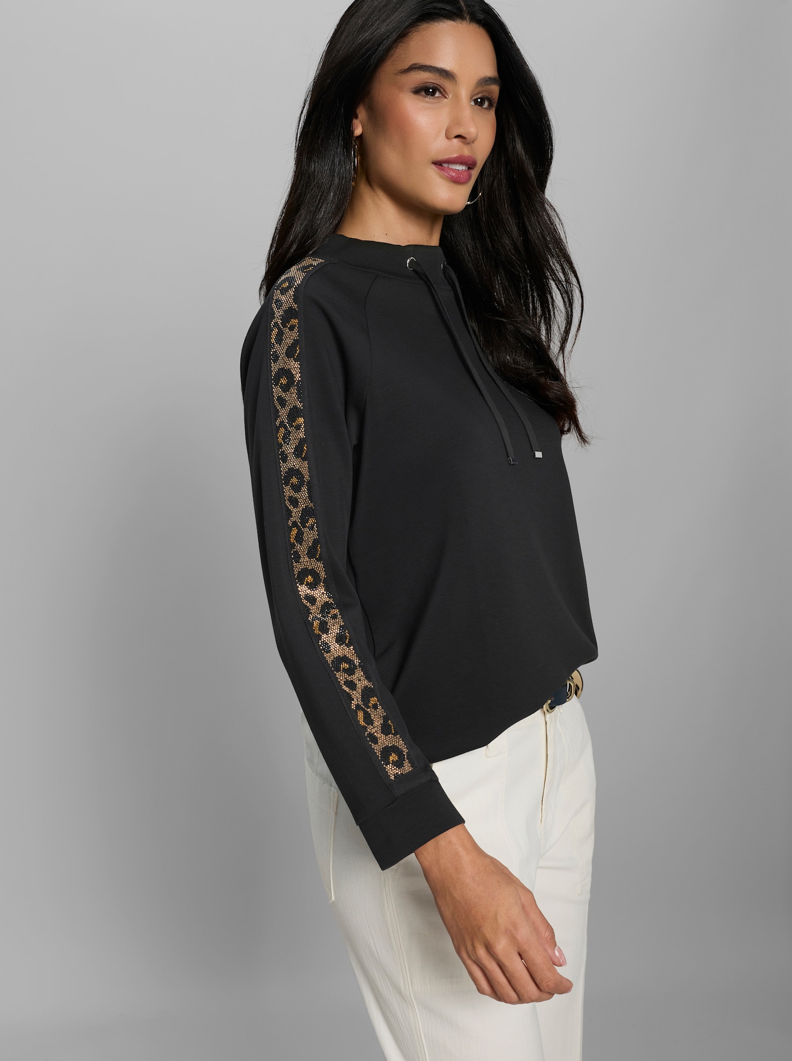heine Sweatshirt mit Ziersteinchen - schwarz