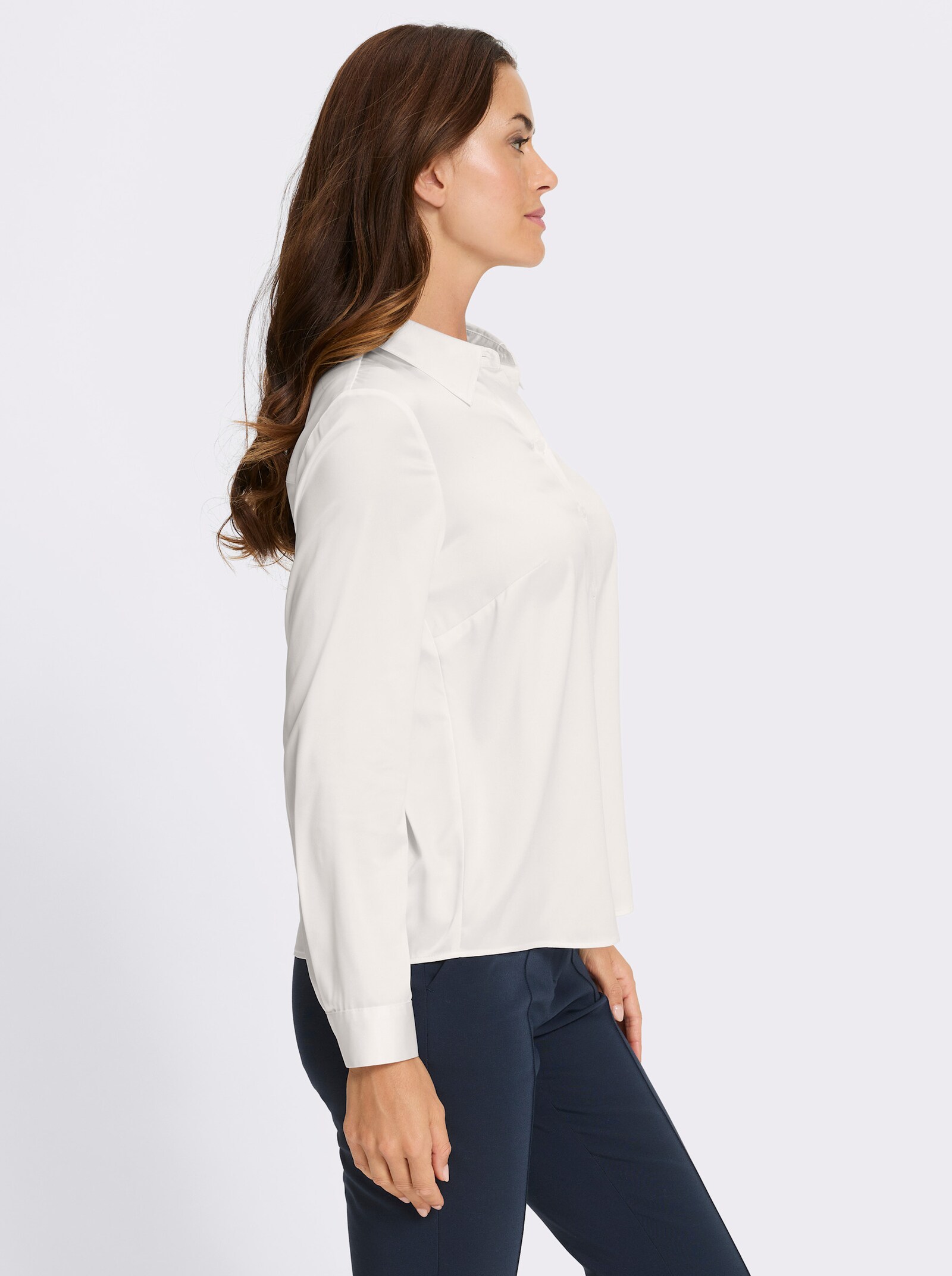 heine Satinbluse mit abgerundetem Saum - ecru