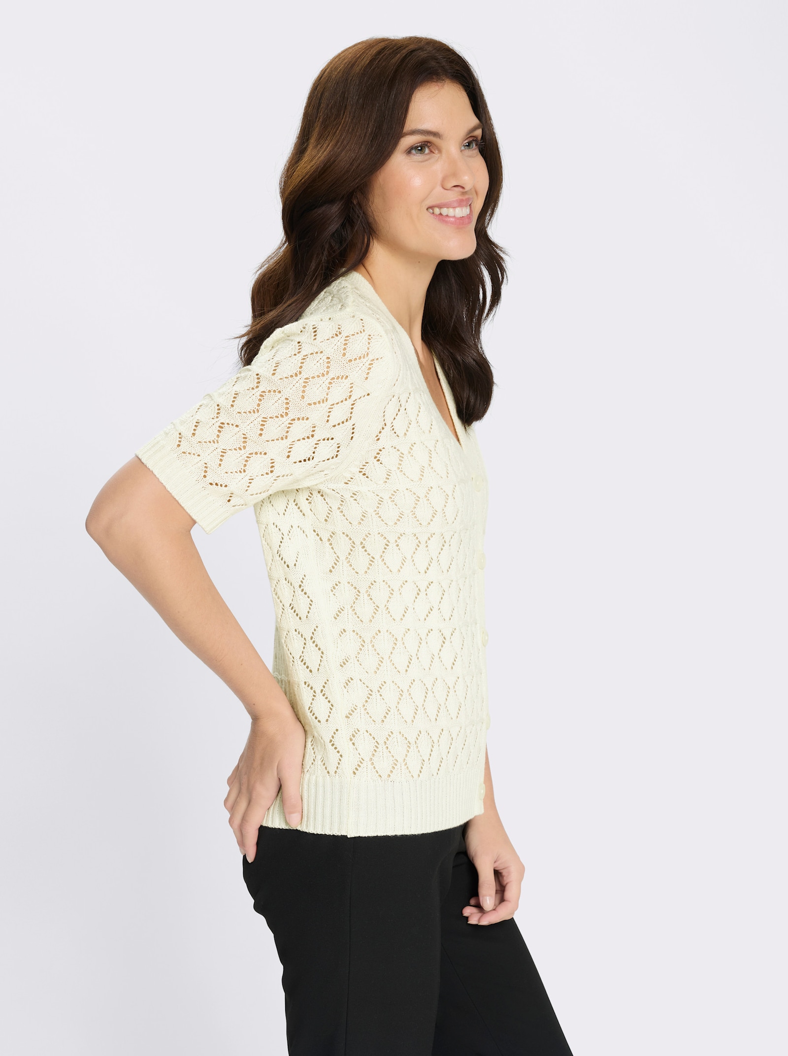 Ajourstrickjacke zum Knöpfen - ecru