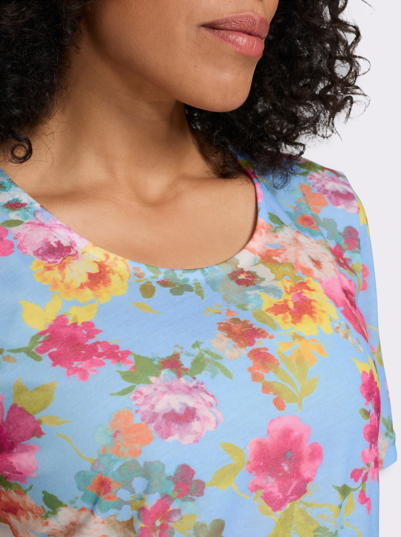 Shirt met ronde hals en bloemetjesprint rondom - aquamarine/fuchsia bedrukt