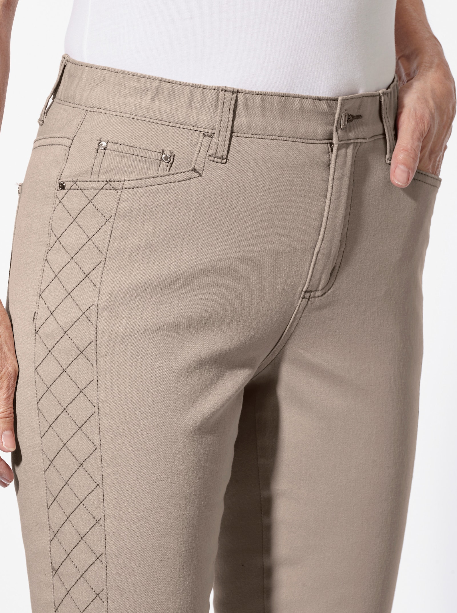 5-Pocket-Jeans mit Rauten-Steppung - sesam