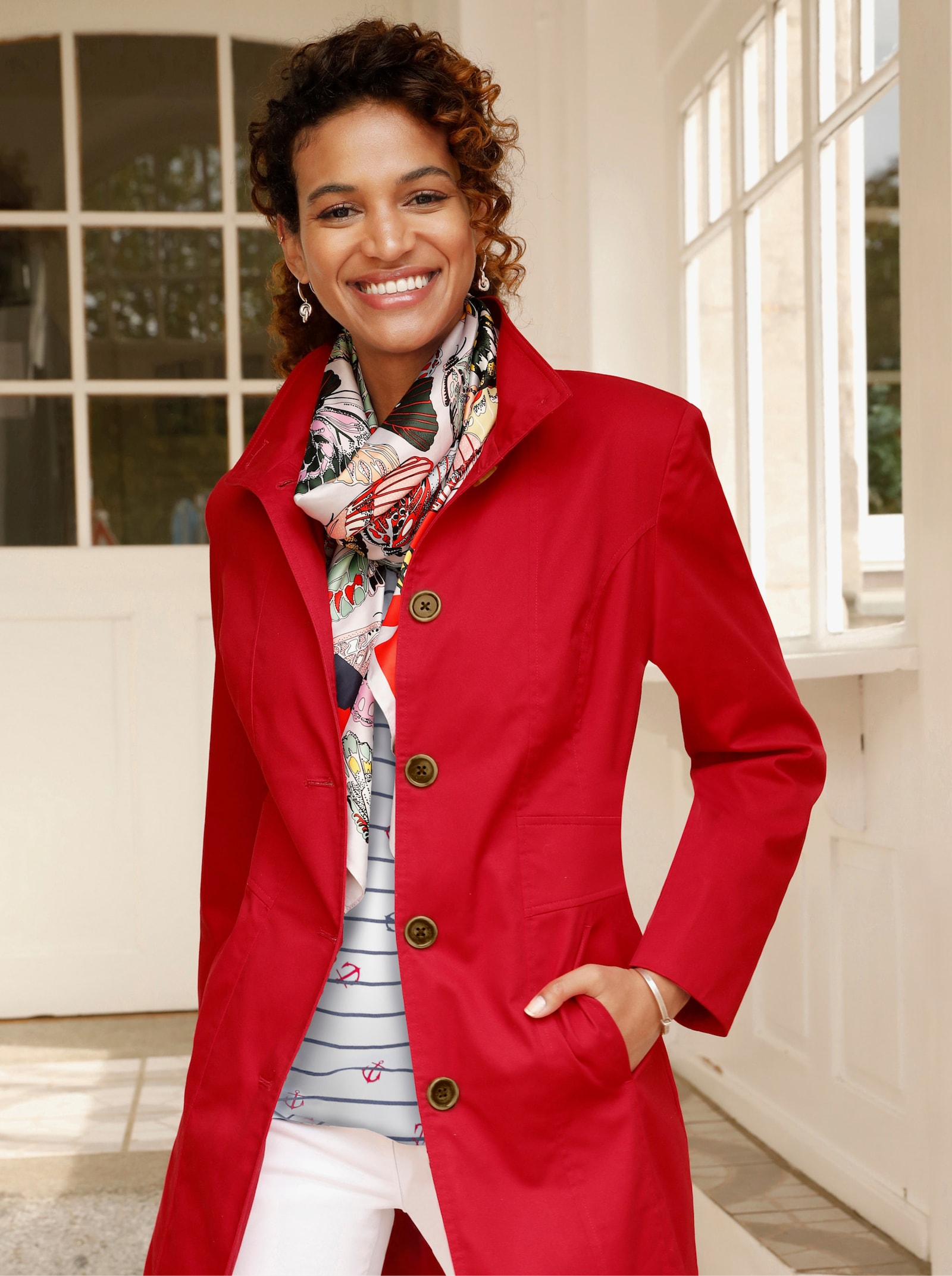 Jacke mit variablem Kragen - rot