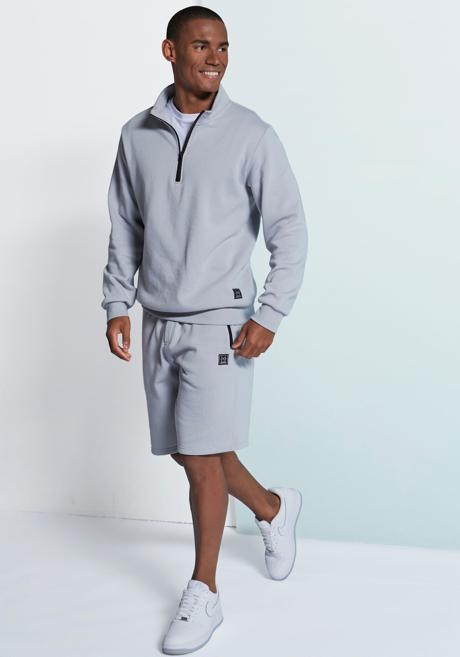 John Devin Sweatshirt - hellgrau