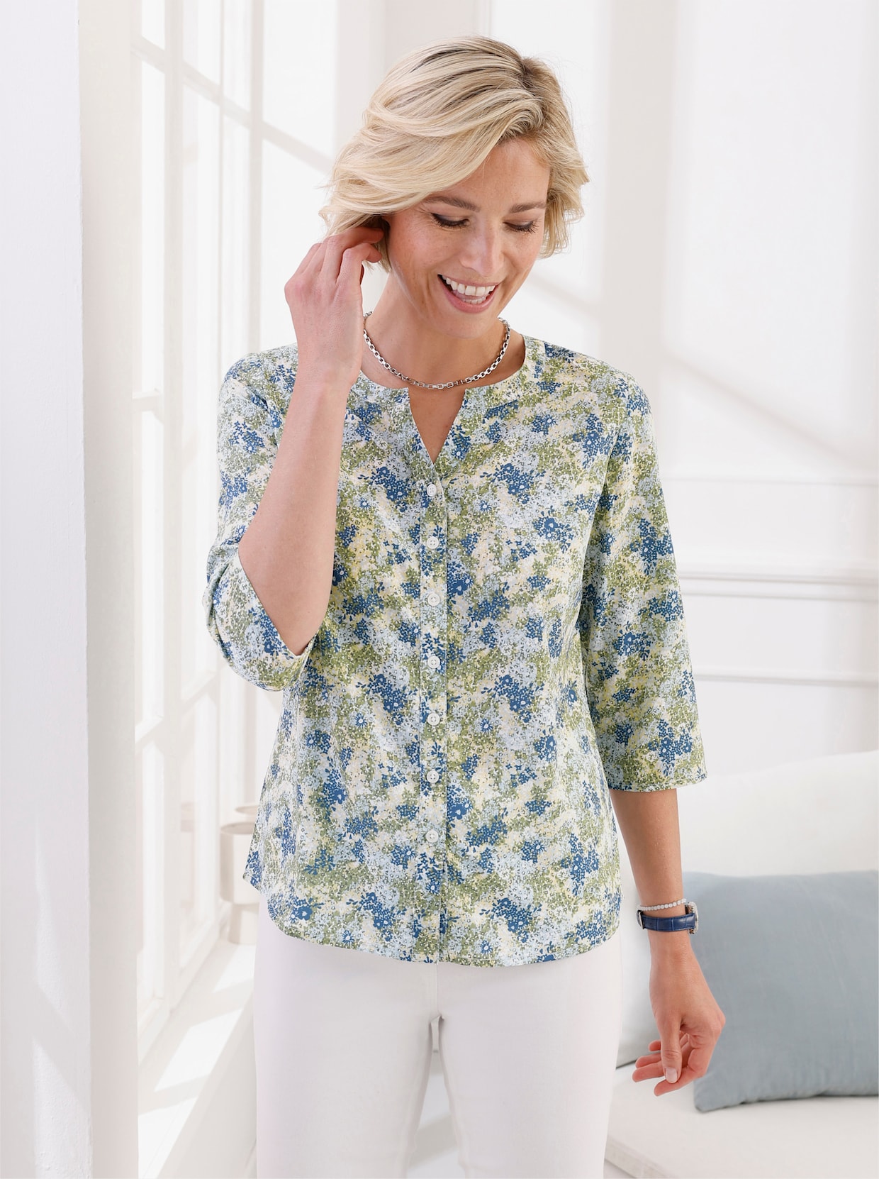 Druckbluse - weiß-jeansblau-bedruckt