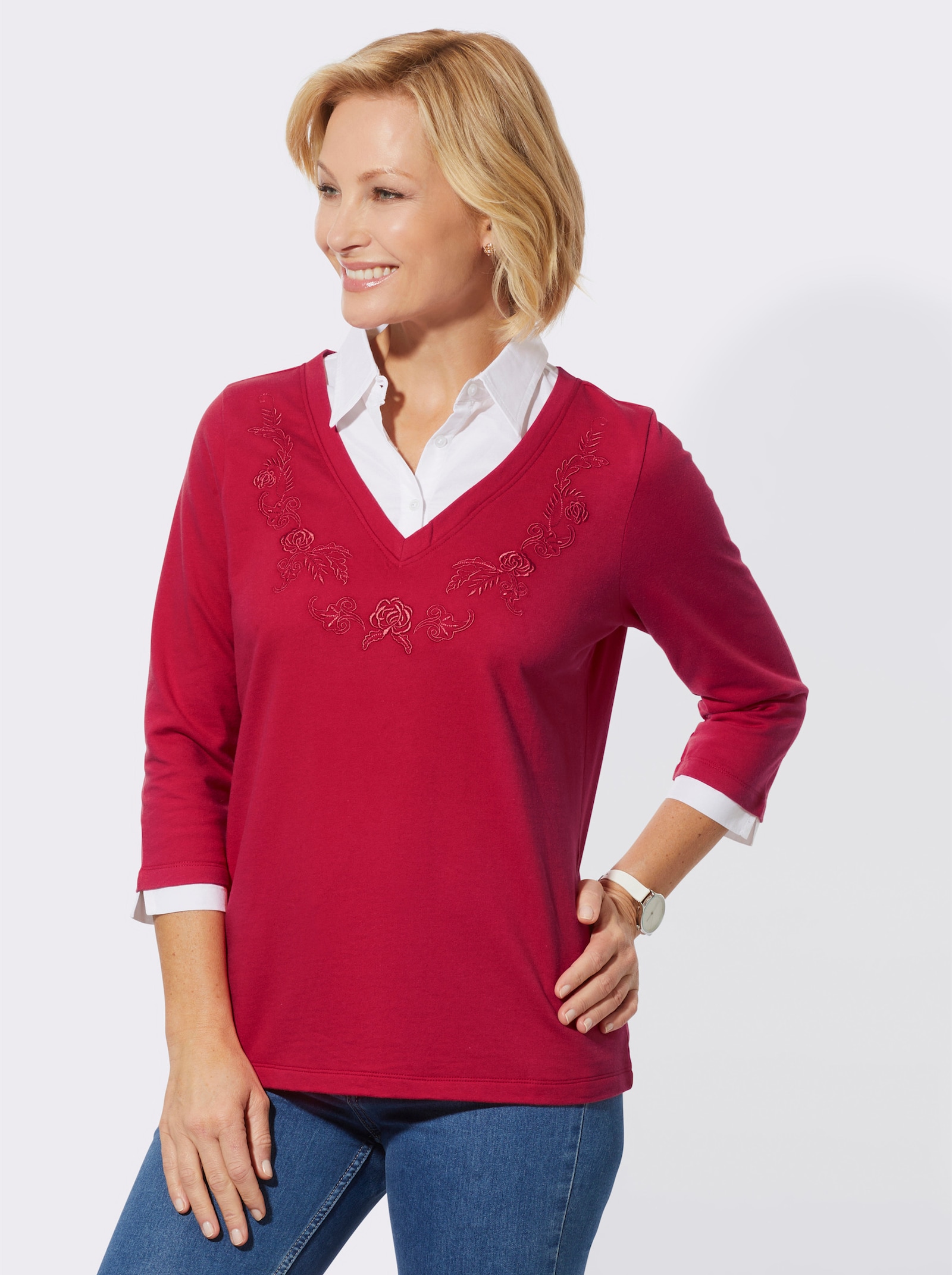 2-in-1-Langarmshirt mit Blumenstickerei am V-Ausschnitt - erdbeere