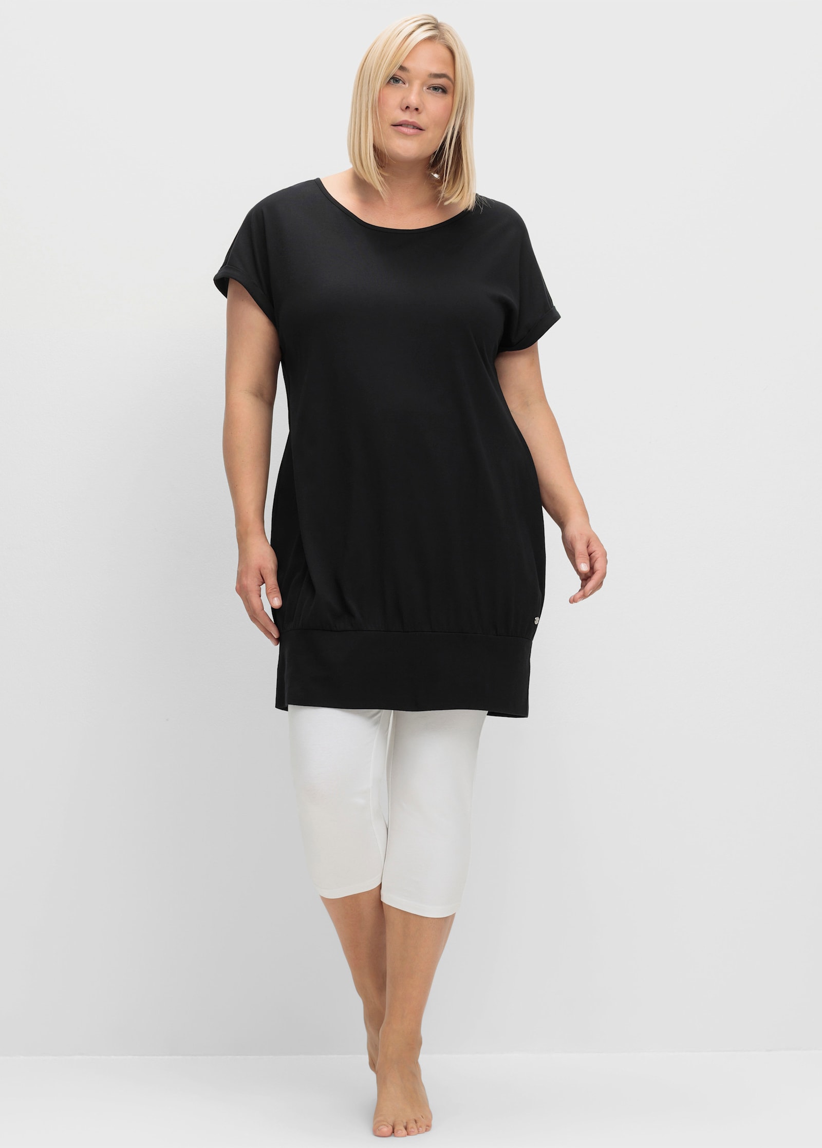 sheego Oversize-Shirt mit breitem Saumbündchen - schwarz