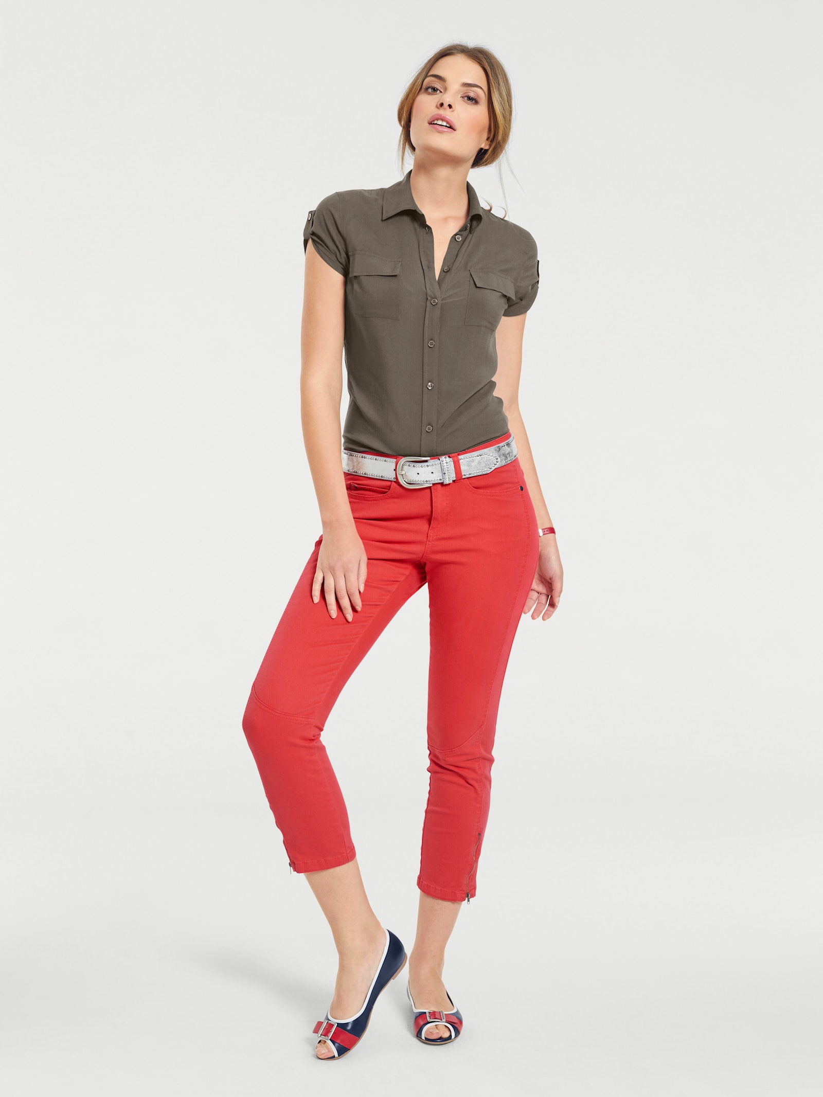 heine Kurzarm-Bluse im Viskose-Mix - oliv