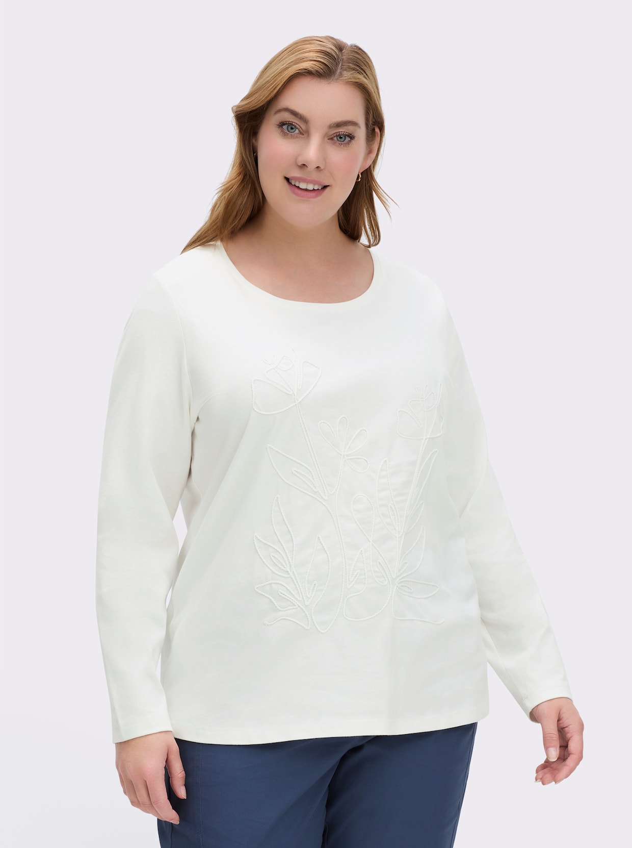 Rundhalsshirt mit Kordel-Stickerei - ecru