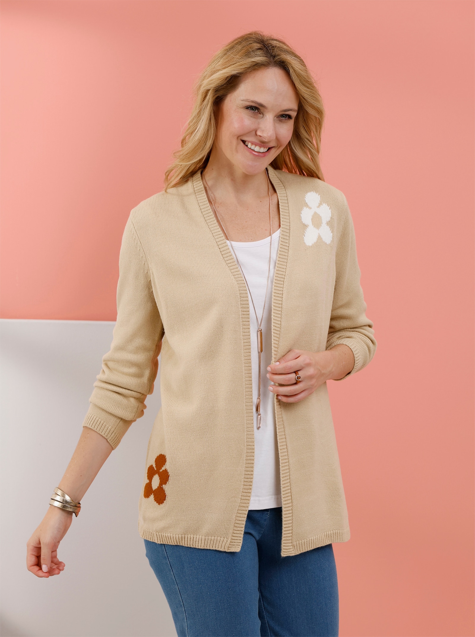 Strickjacke im floralen Dessin - beige-ecru