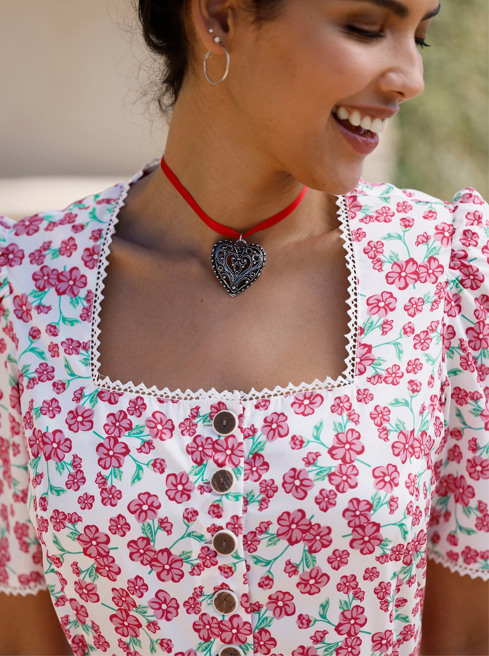 Trachtenkleid mit floralem Muster - weiß-rot-bedruckt