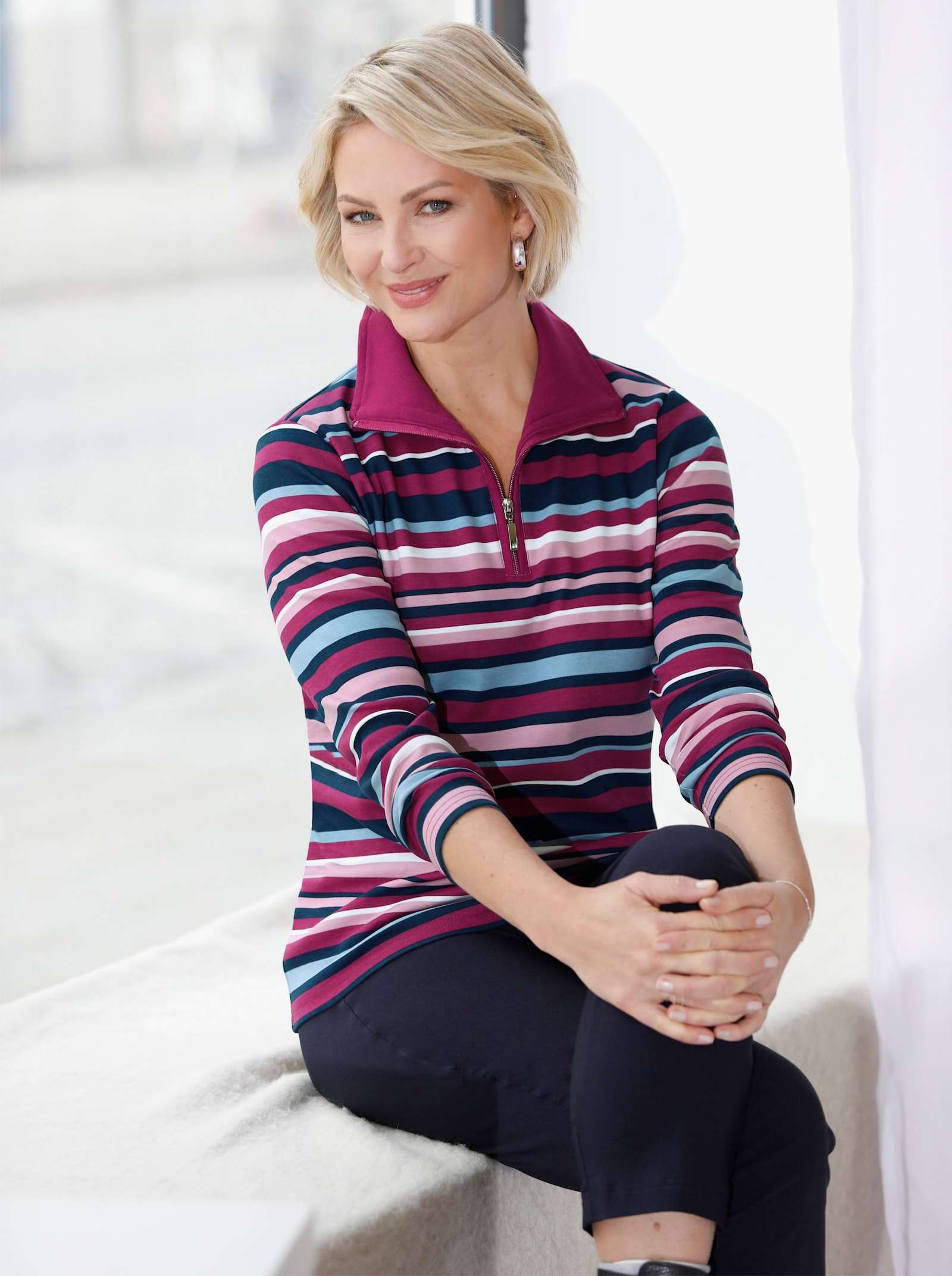 Sweatshirt mit Troyerkragen - marine-malve-geringelt