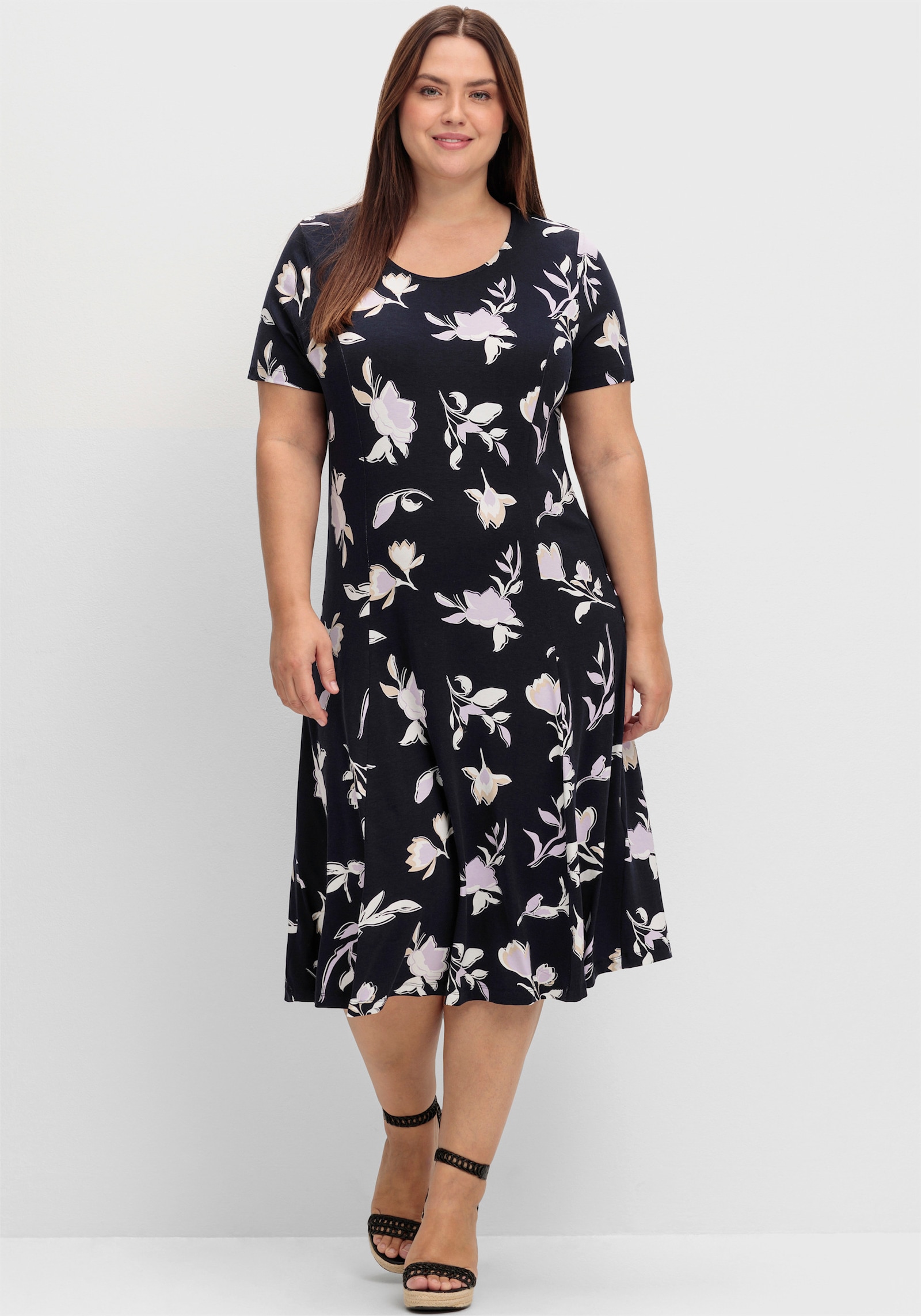 Jerseykleid in A-Form - marine-flieder-bedruckt