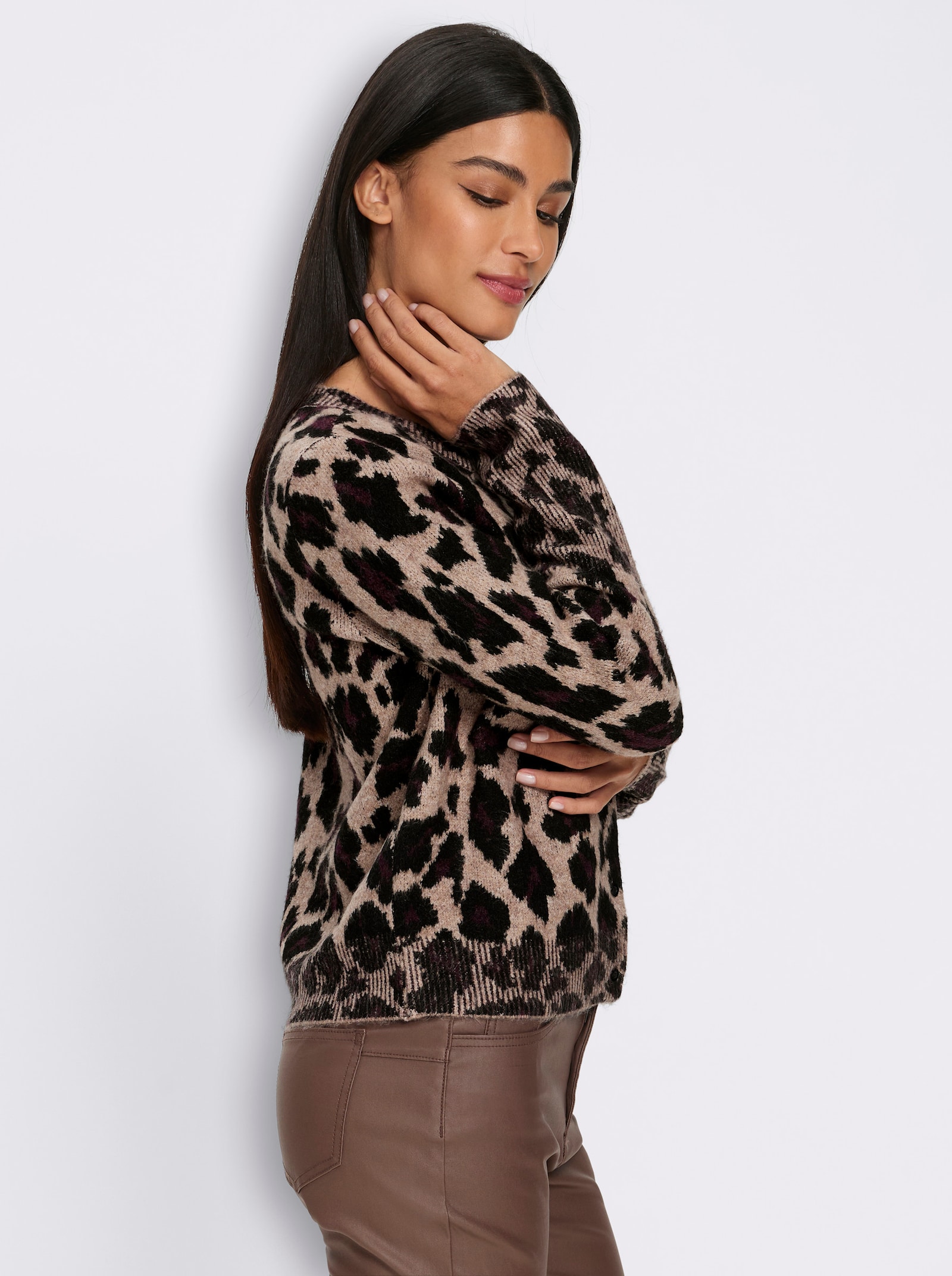 heine Jacquardstrickjacke mit Animal-Muster - sesam-schwarz-gemustert