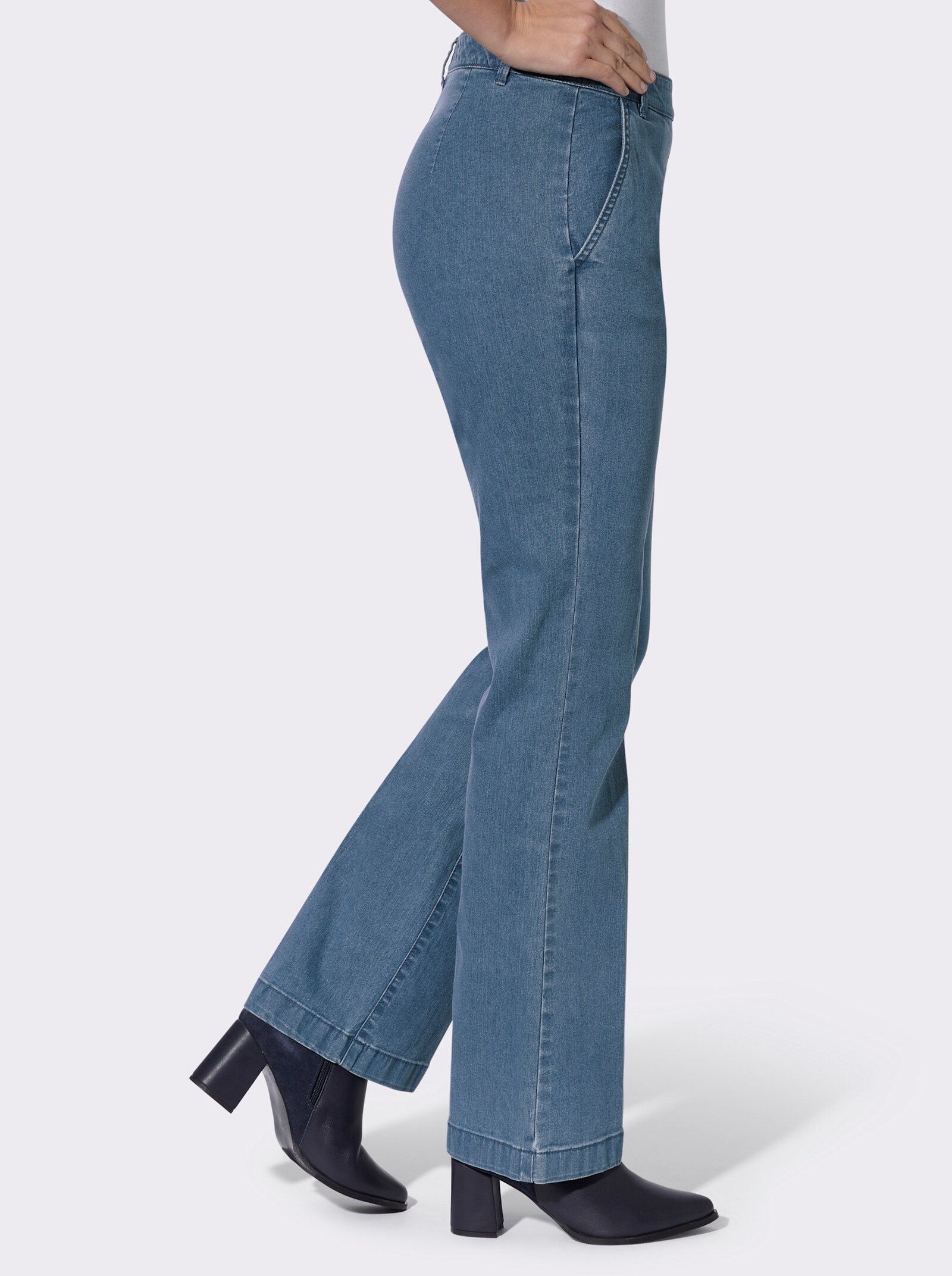 Jeans mit seitlichen Reißverschlüssen - blue-bleached
