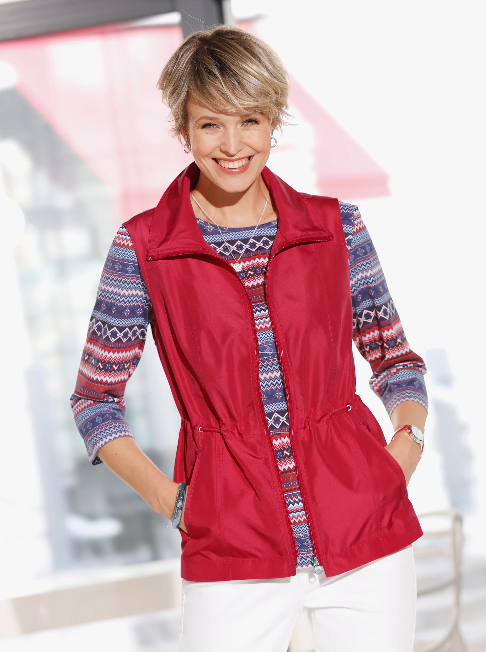 Weste in leichter Qualität, ungefüttert - erdbeere