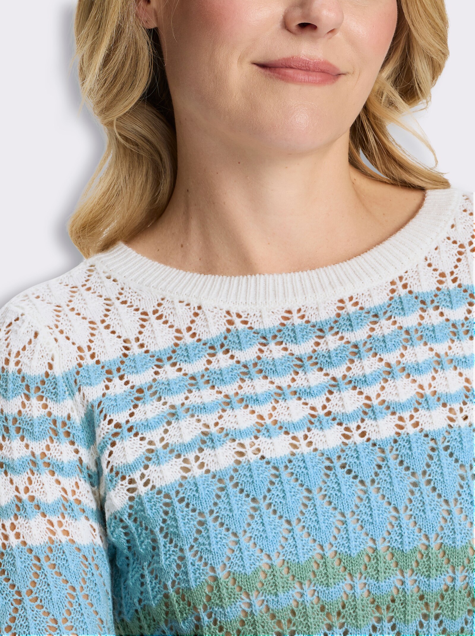 Ajourpullover mit Farbverlauf in Streifen-Optik - ecru-royalblau-gemustert