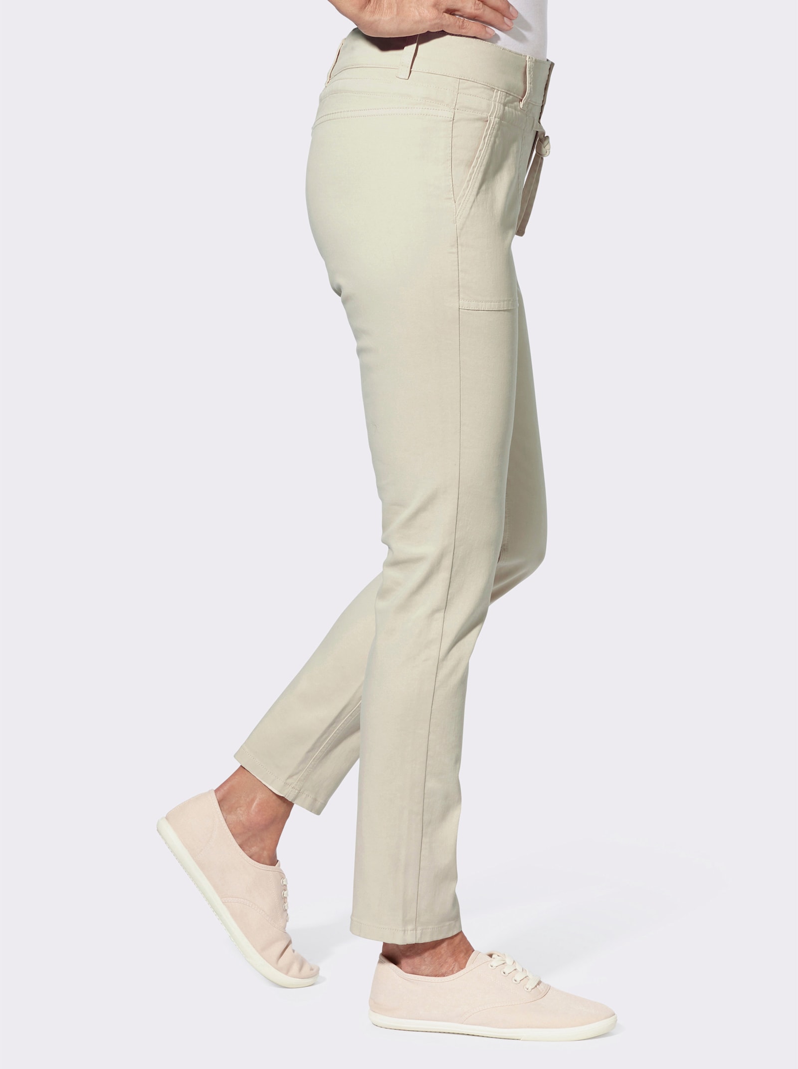 Jeans met tunnelkoord en bindceintuur - zand