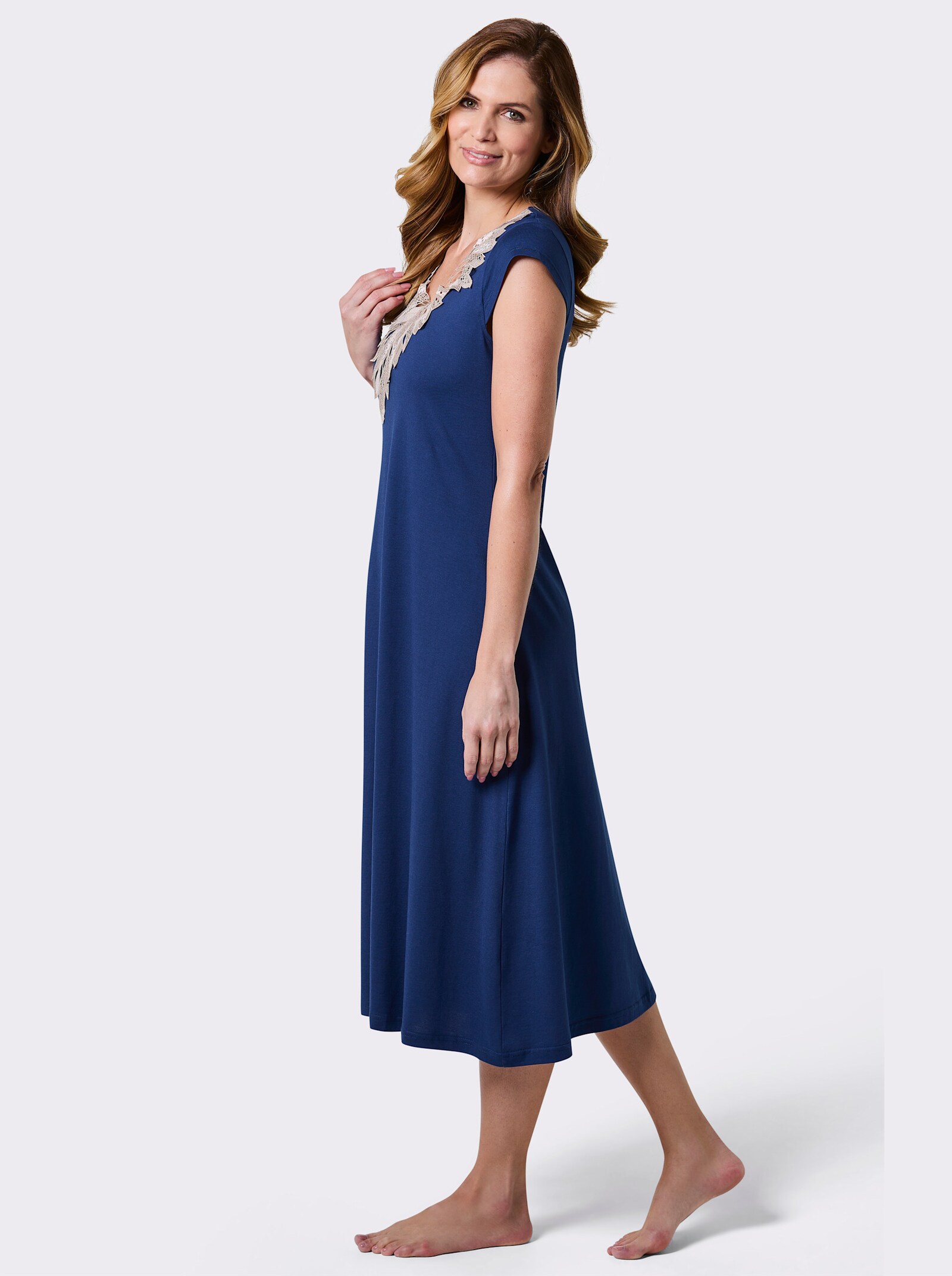 Nachthemd mit V-förmiger Spitze - royalblau