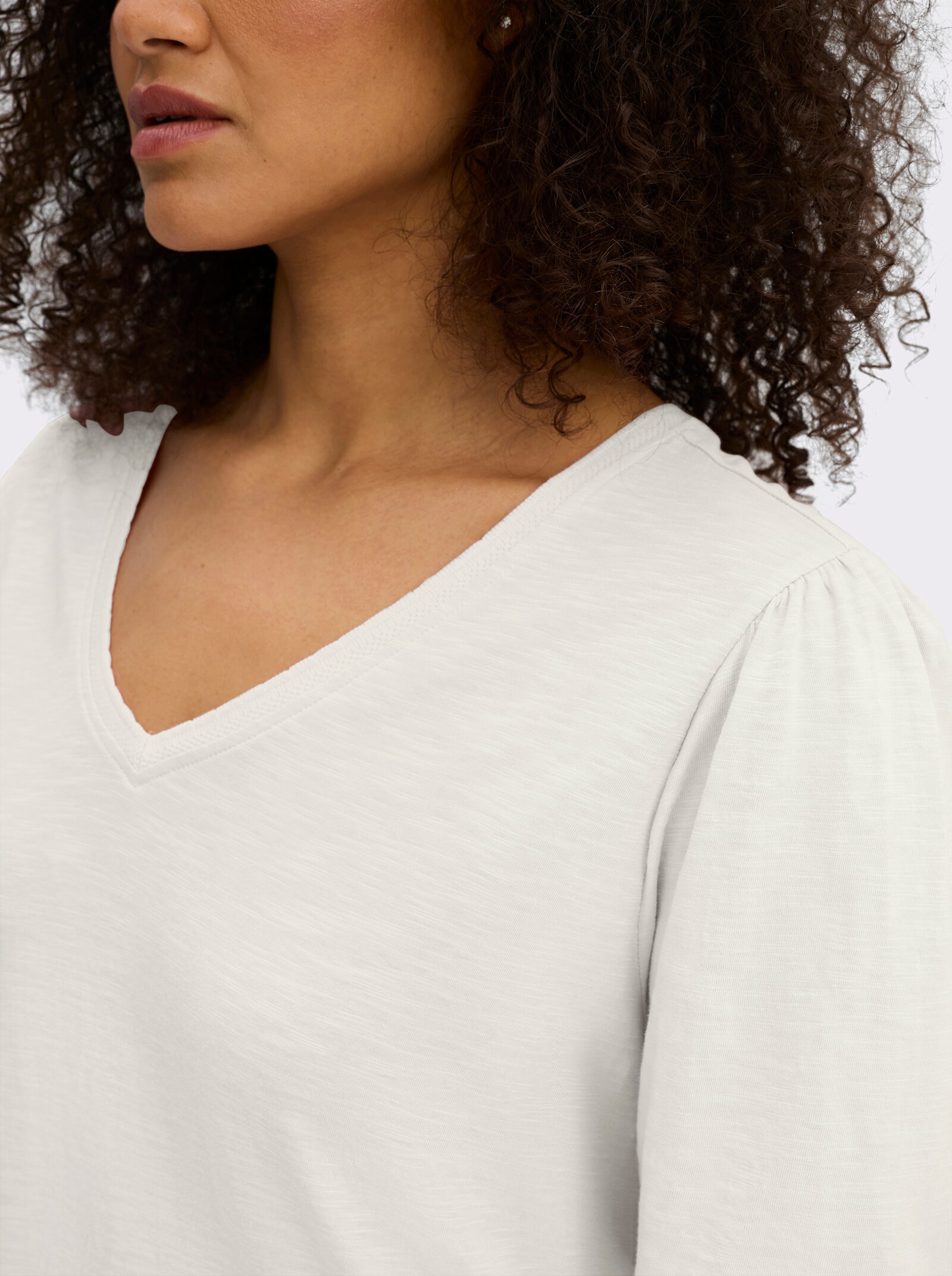 sheego V-Shirt in Flammgarn-Struktur - ecru