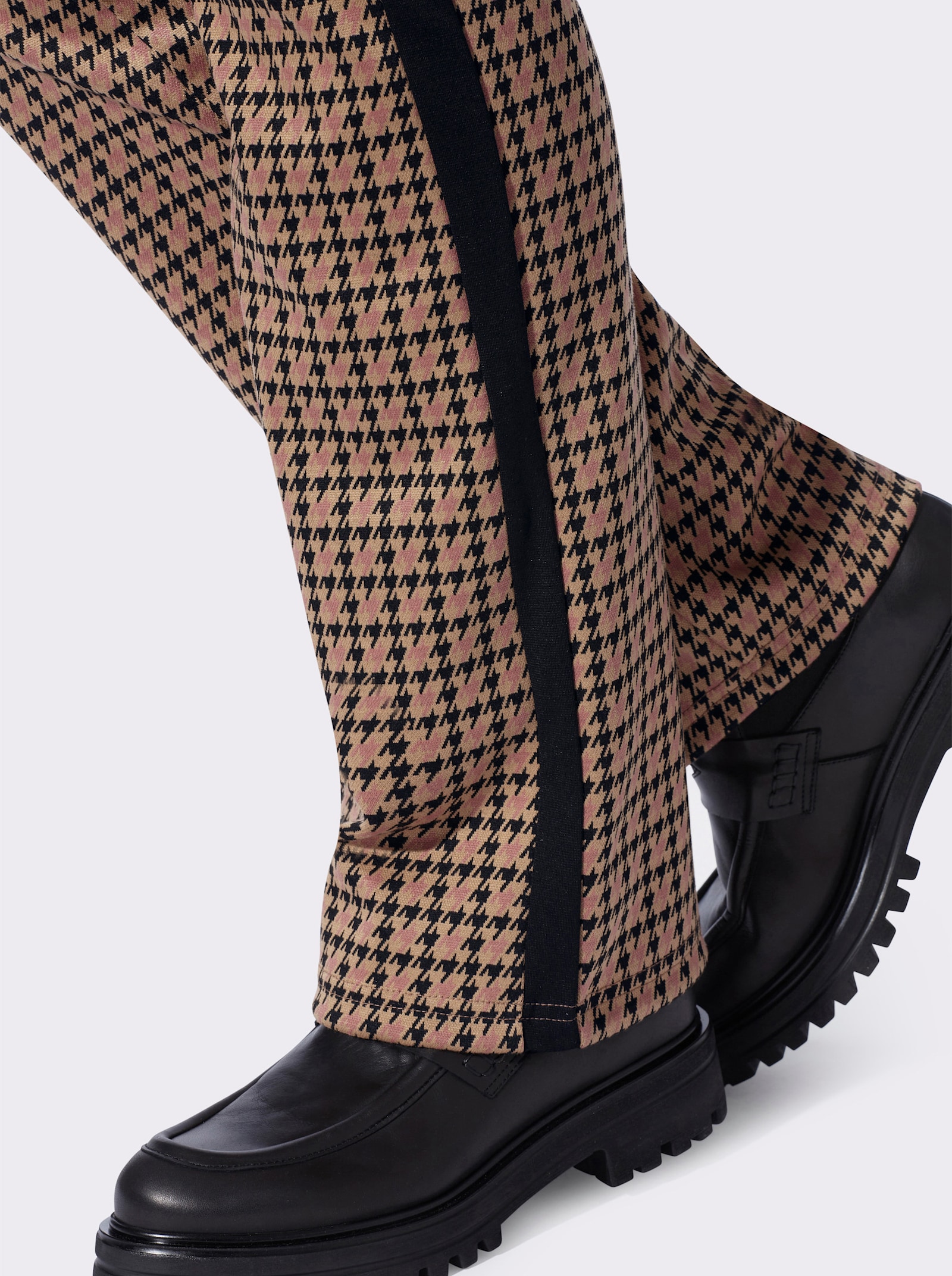 heine Schlupfhose mit Kontraststreifen - camel-schwarz-bedruckt