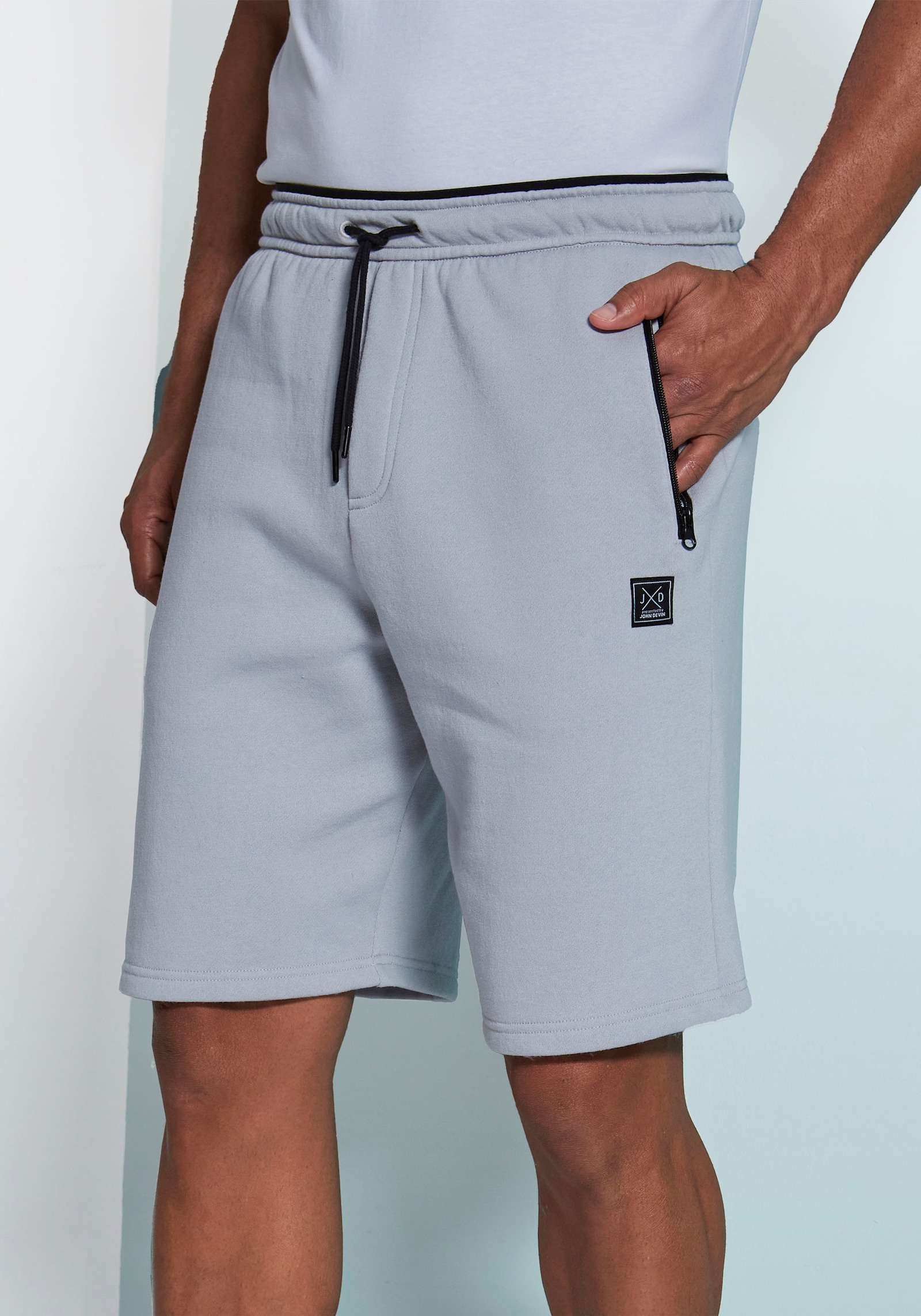 John Devin Sweatshorts - lichtgrijs