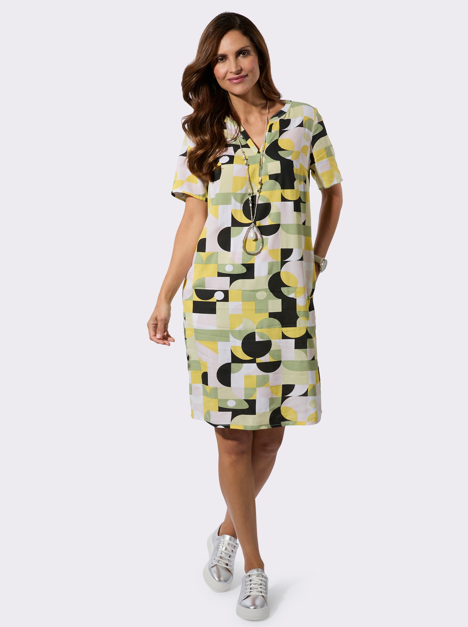 Druckkleid in Viskose-Web-Qualität - pistazie-schwarz-bedruckt