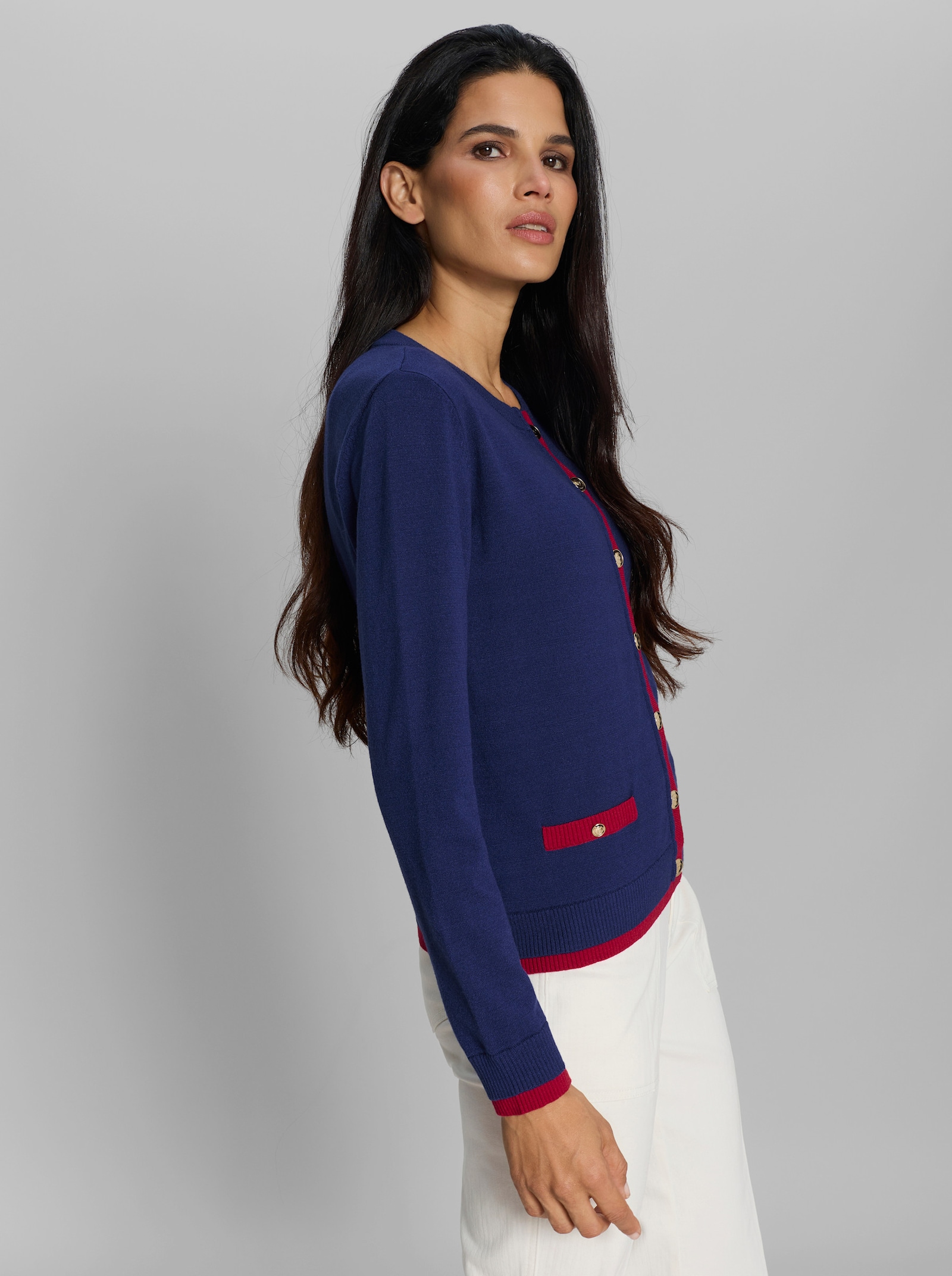 heine Strickjacke mit goldfarbenen Knöpfen - royalblau-rot