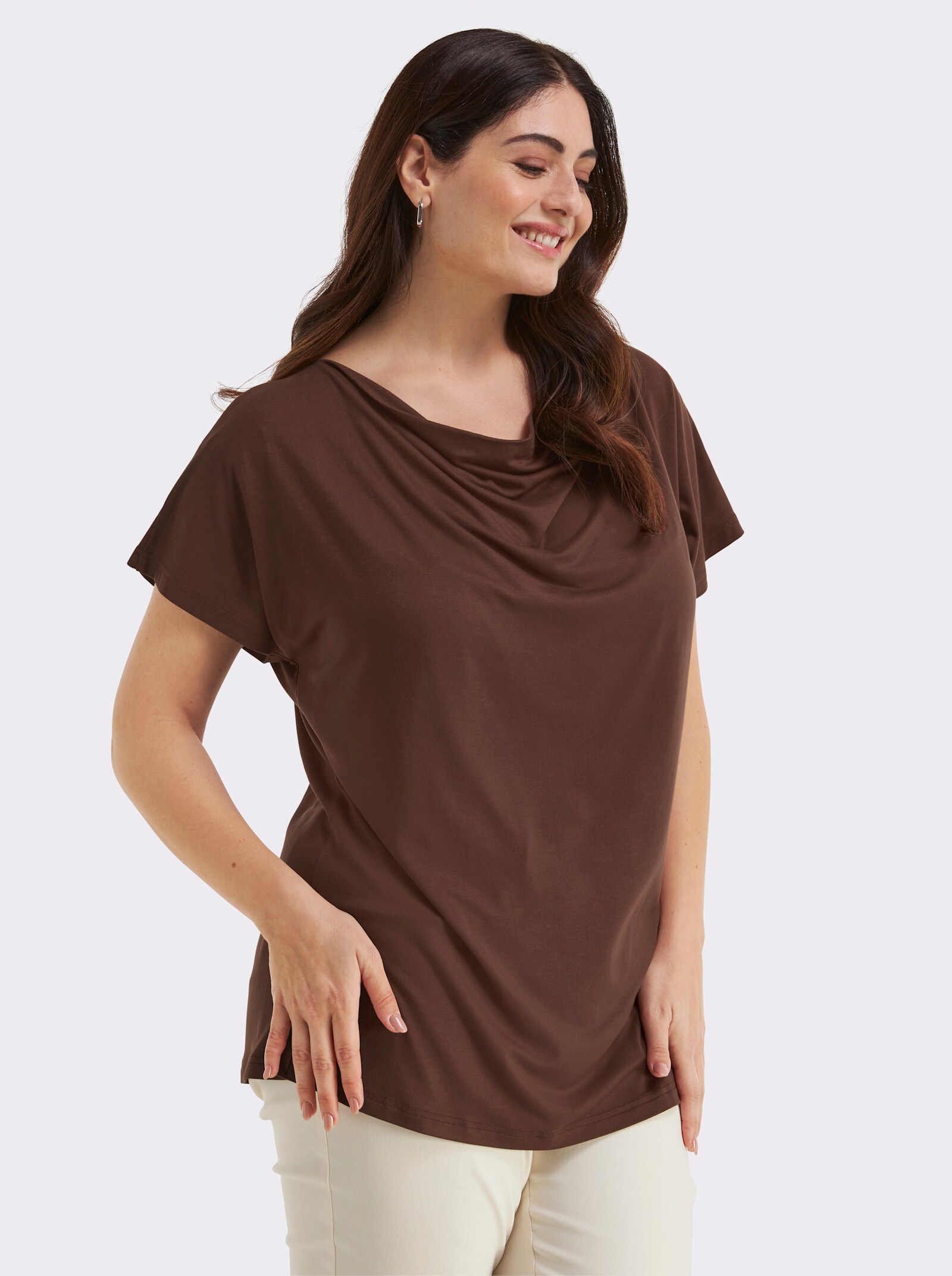 sheego Wasserfallshirt mit überschnittenen Ärmeln - schoko