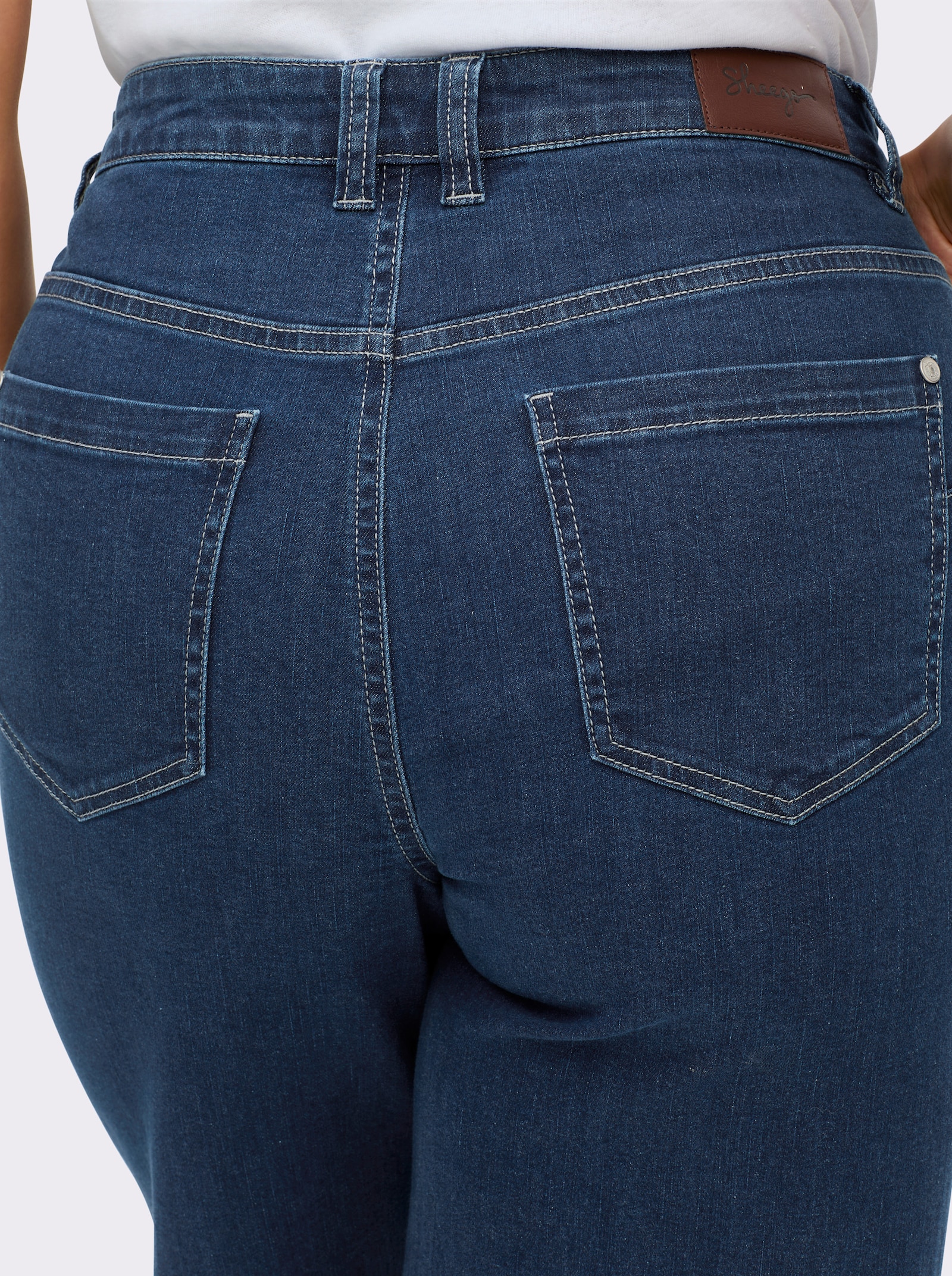 sheego Jeans mit weitem Bein und High-Waist-Bund - blue-stone-washed