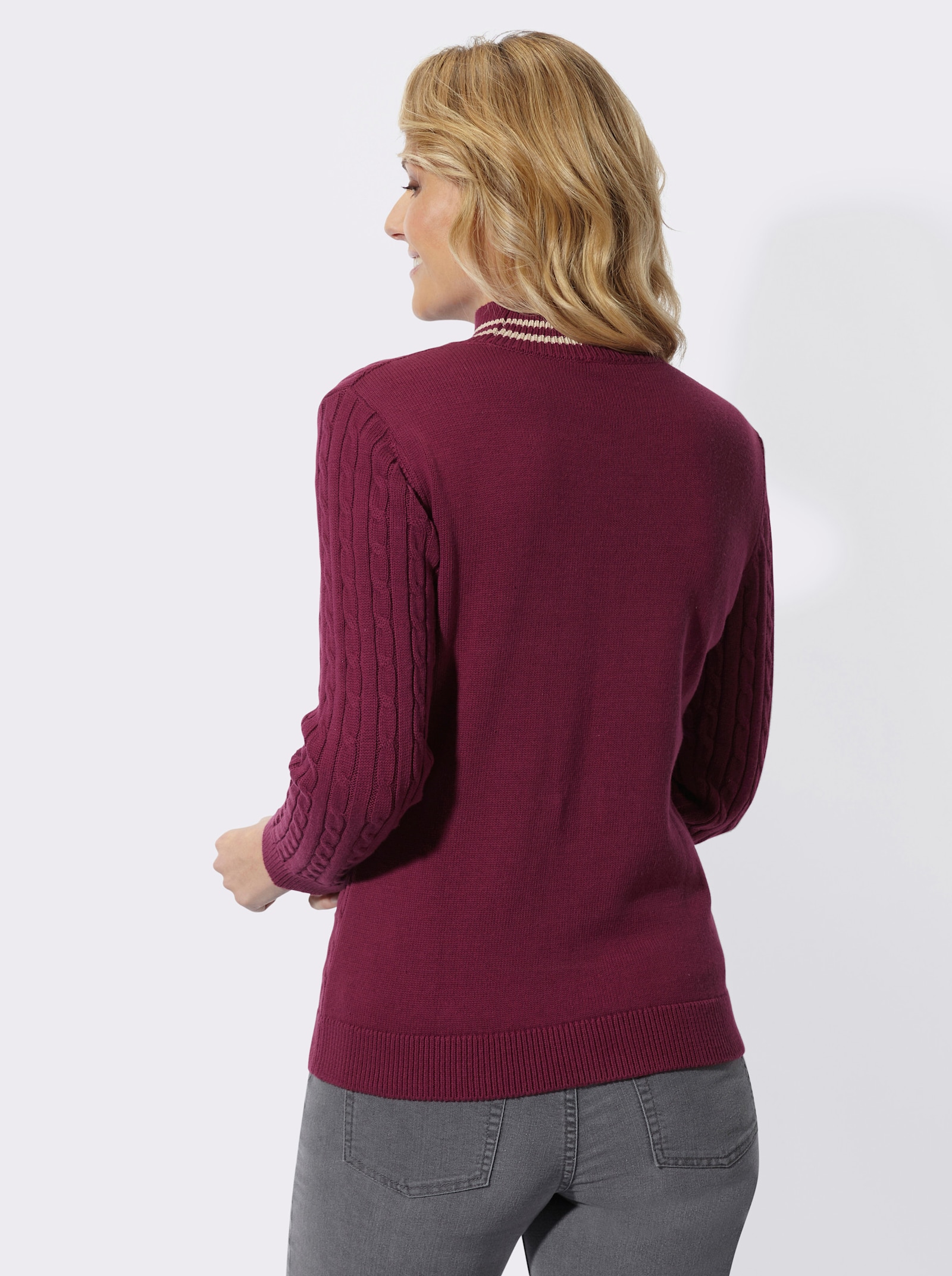 Stehkragenpullover mit Zopfmuster - bordeaux-sand