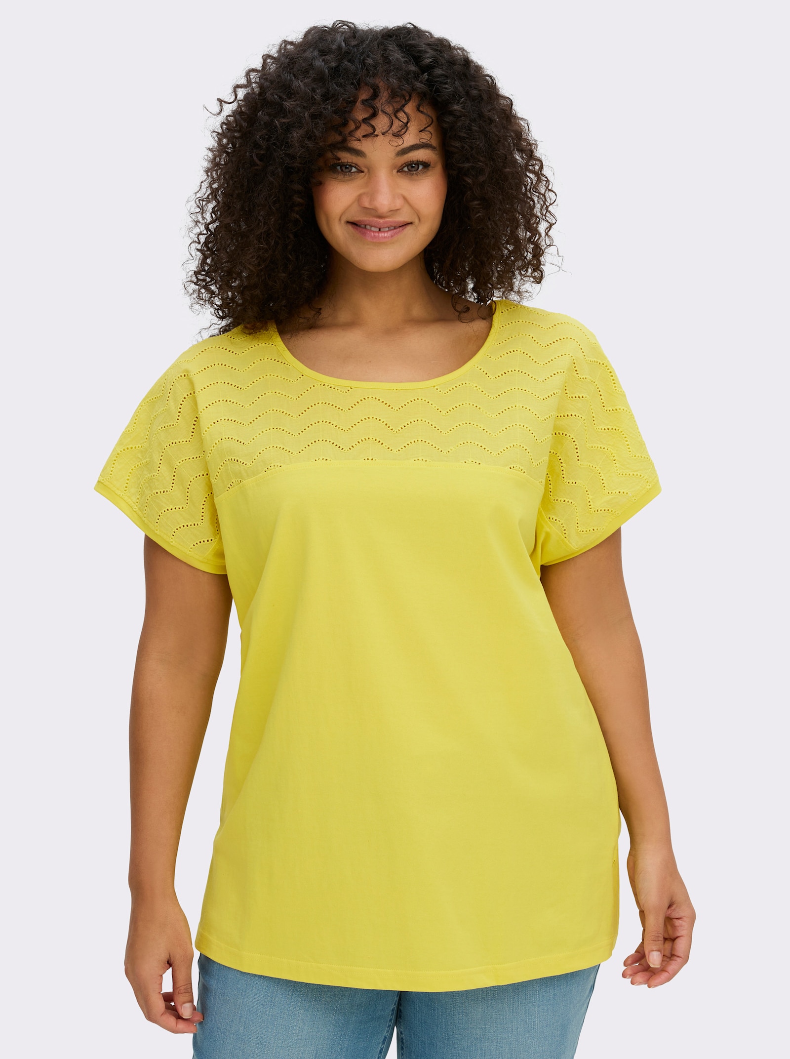 sheego T-Shirt mit Lochspitze - limone